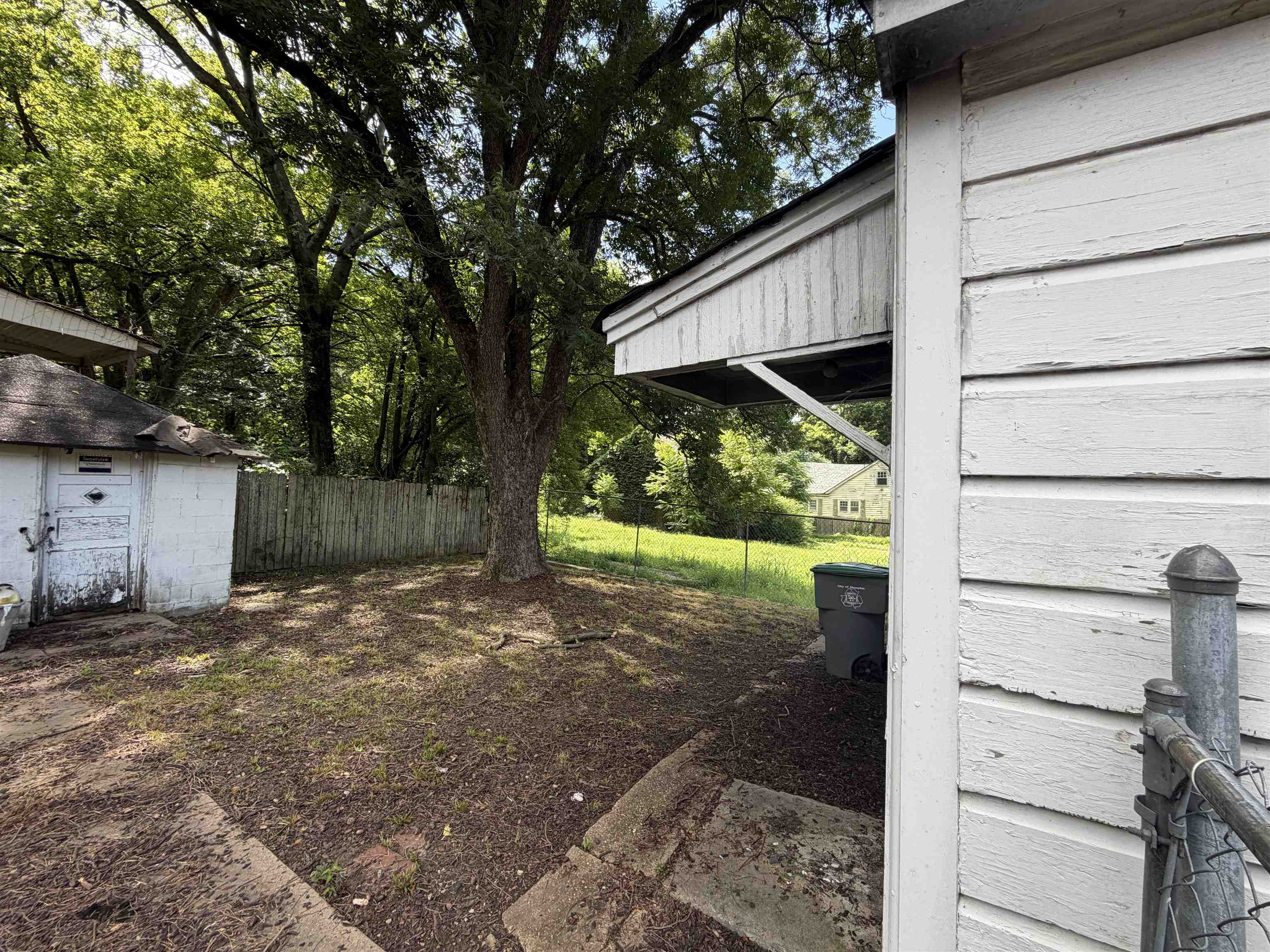 1276 Dunnavant St Property Photo 6