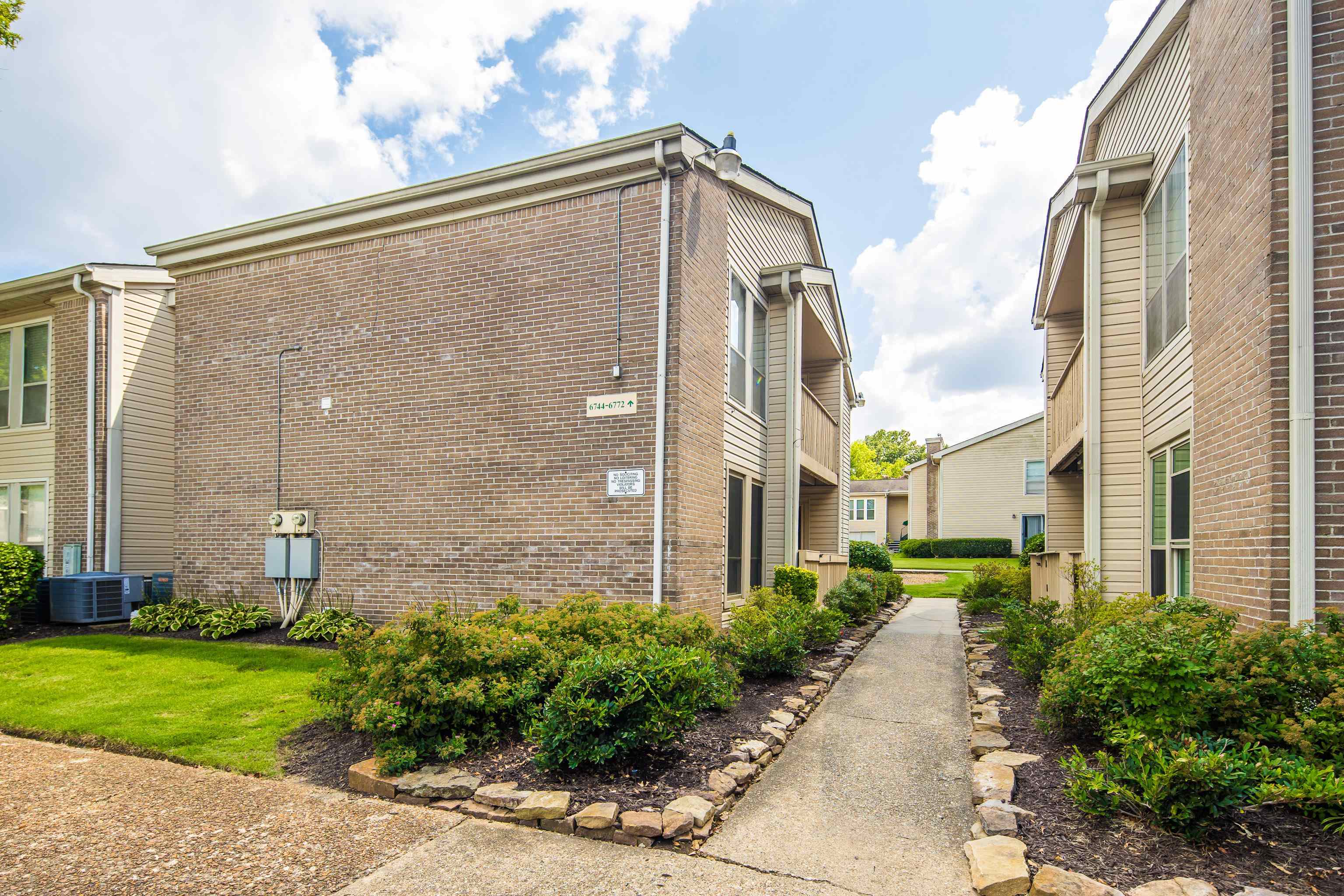 6744 Quail Hollow Ct 1 Property Photo 22