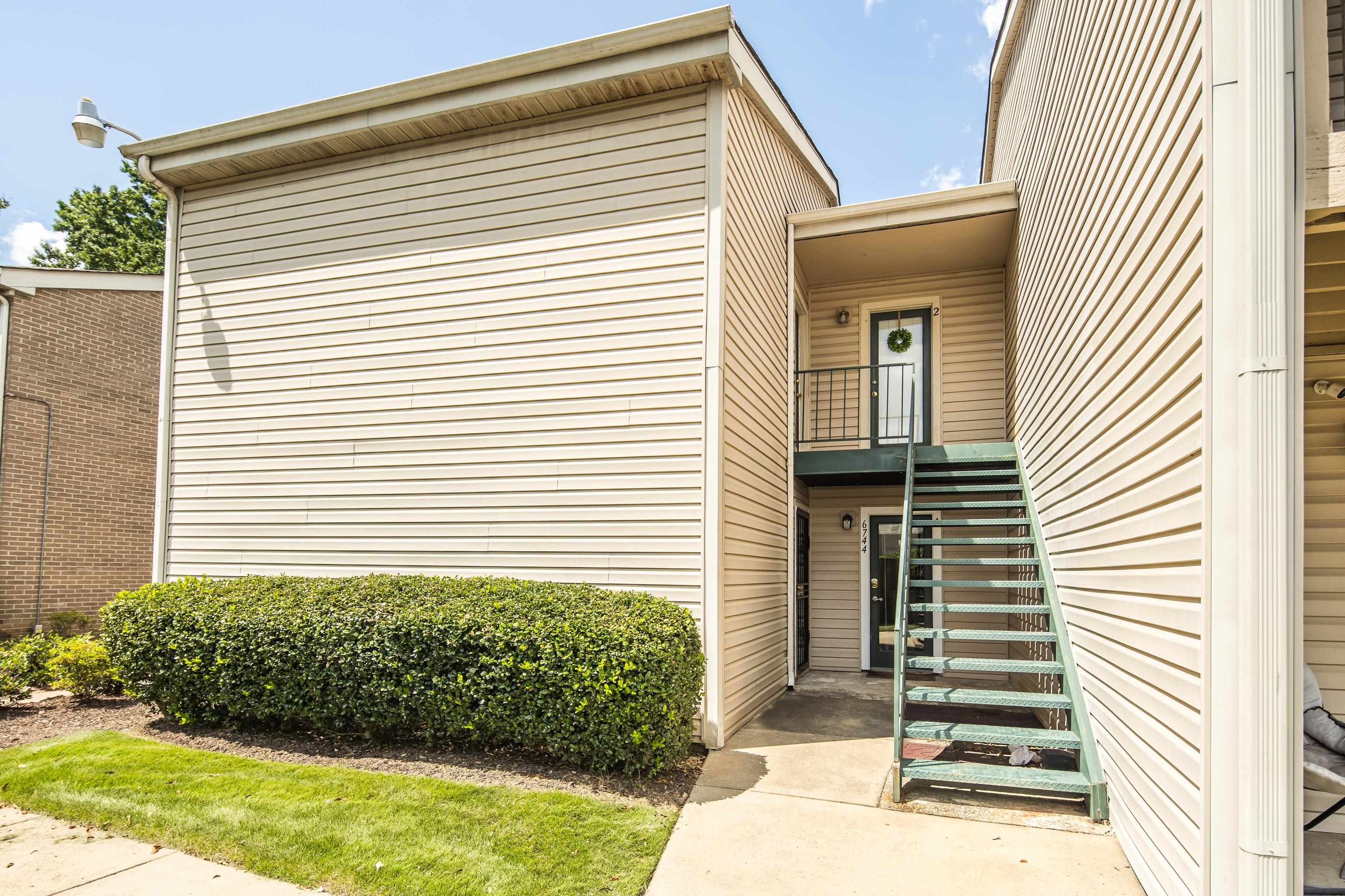 6744 Quail Hollow Ct 1 Property Photo 23