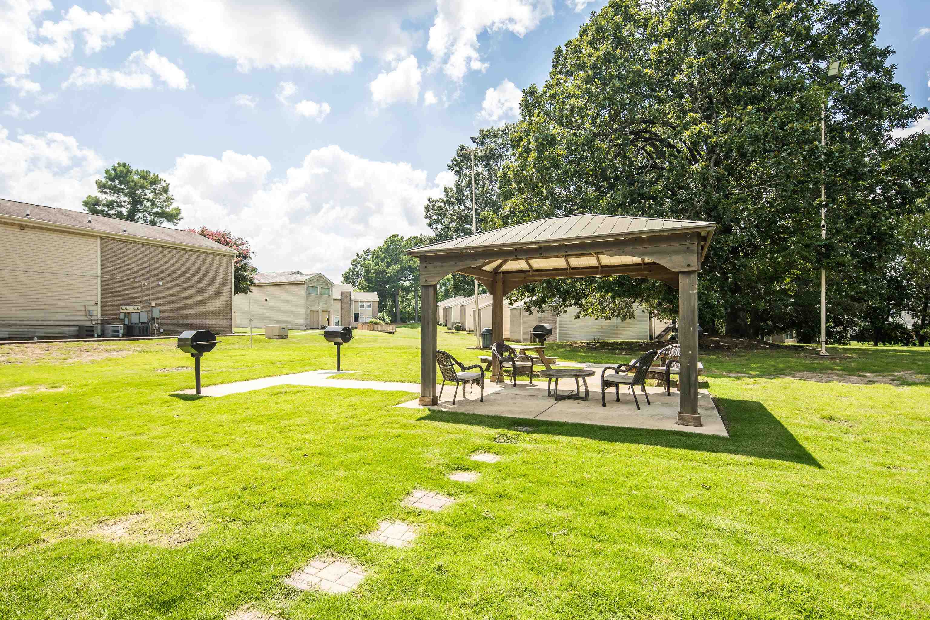 6744 Quail Hollow Ct 1 Property Photo 25