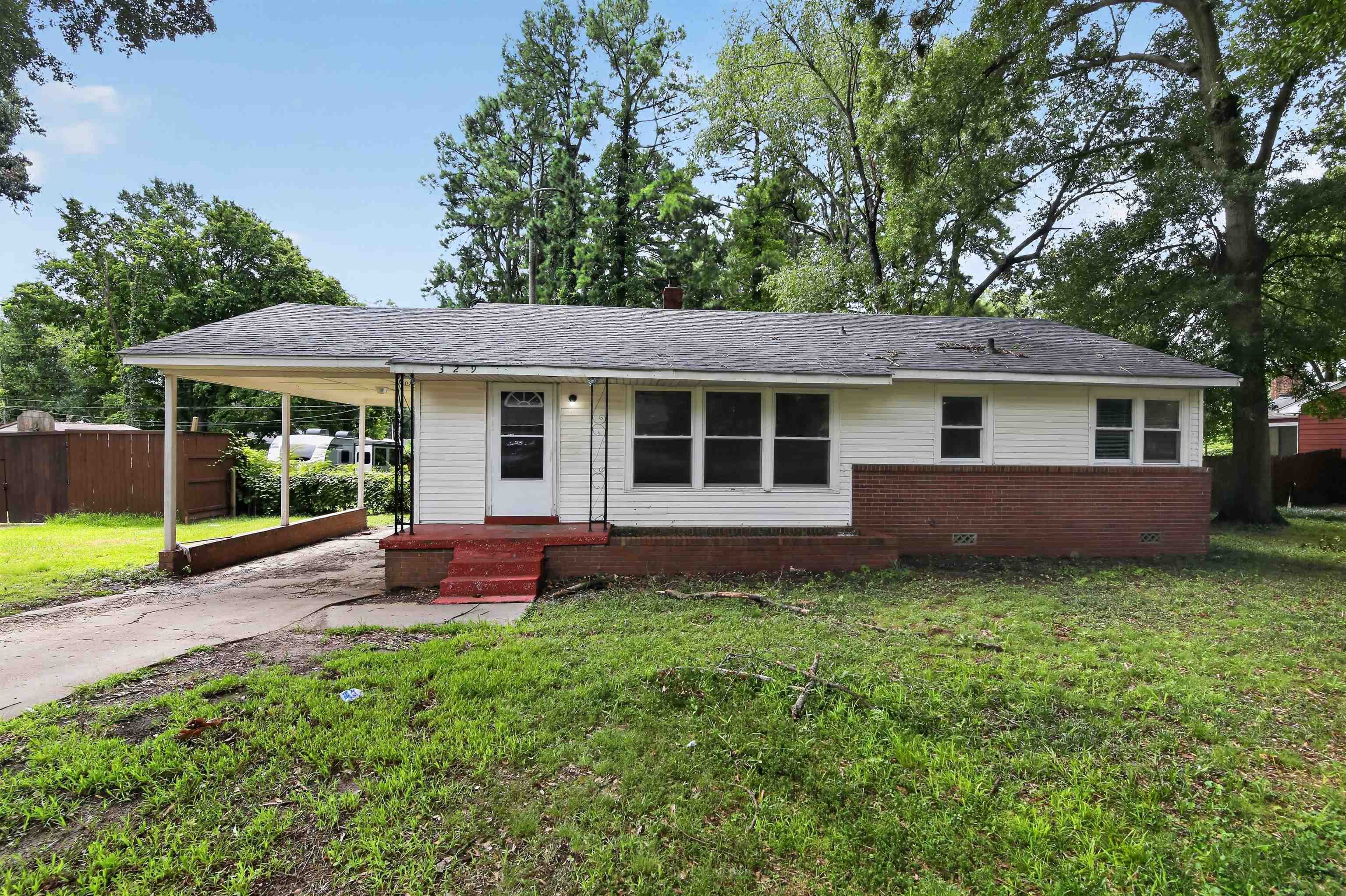 329 Sullivan Dr Property Photo 6