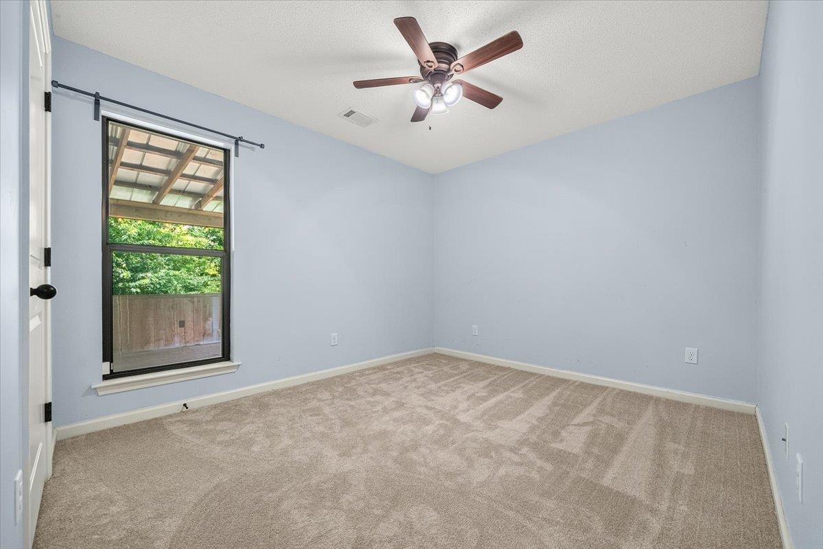 5149 Oliver Grove Ln Property Photo 26