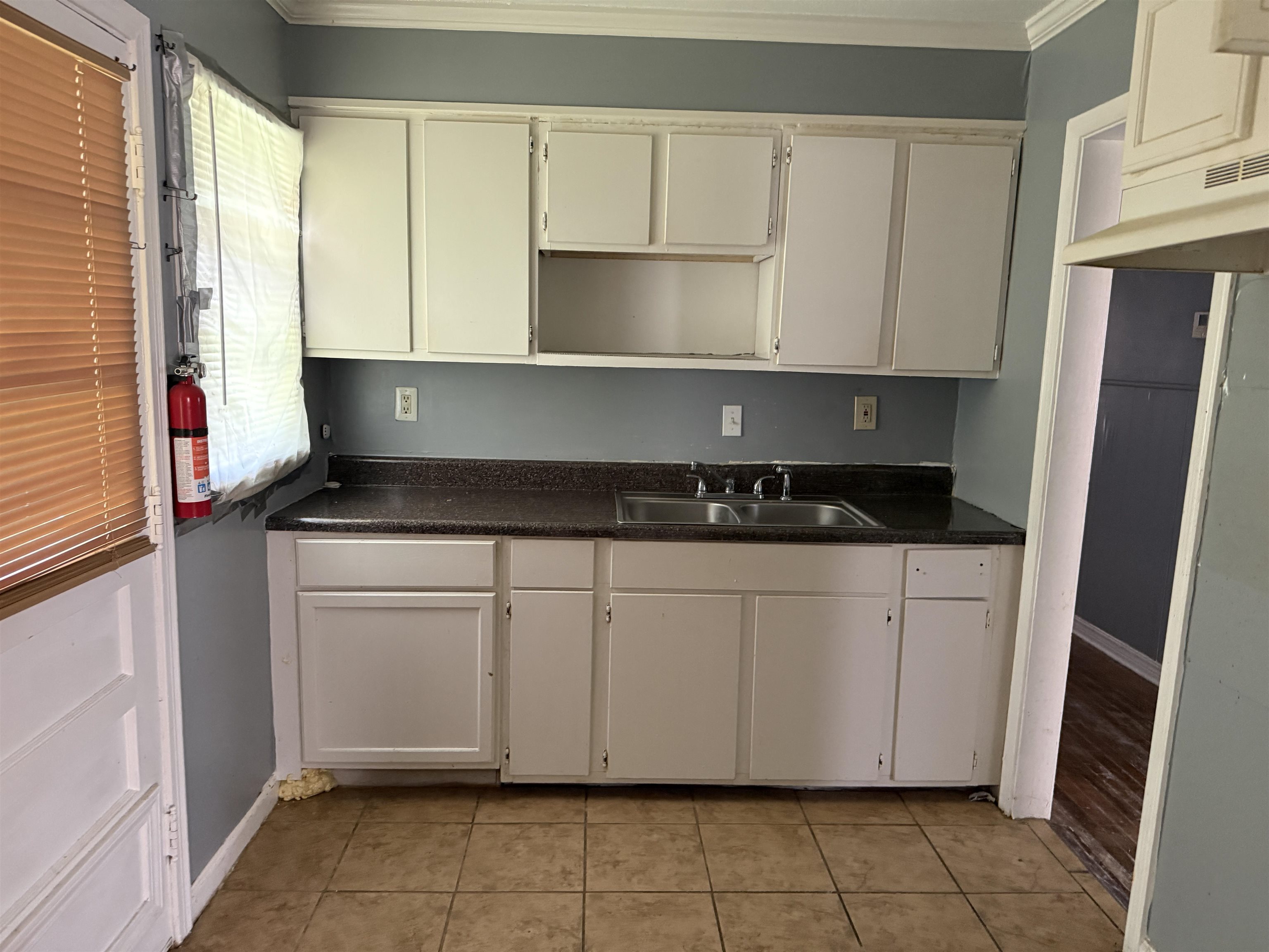 4215 Boyce Ave Property Photo 3