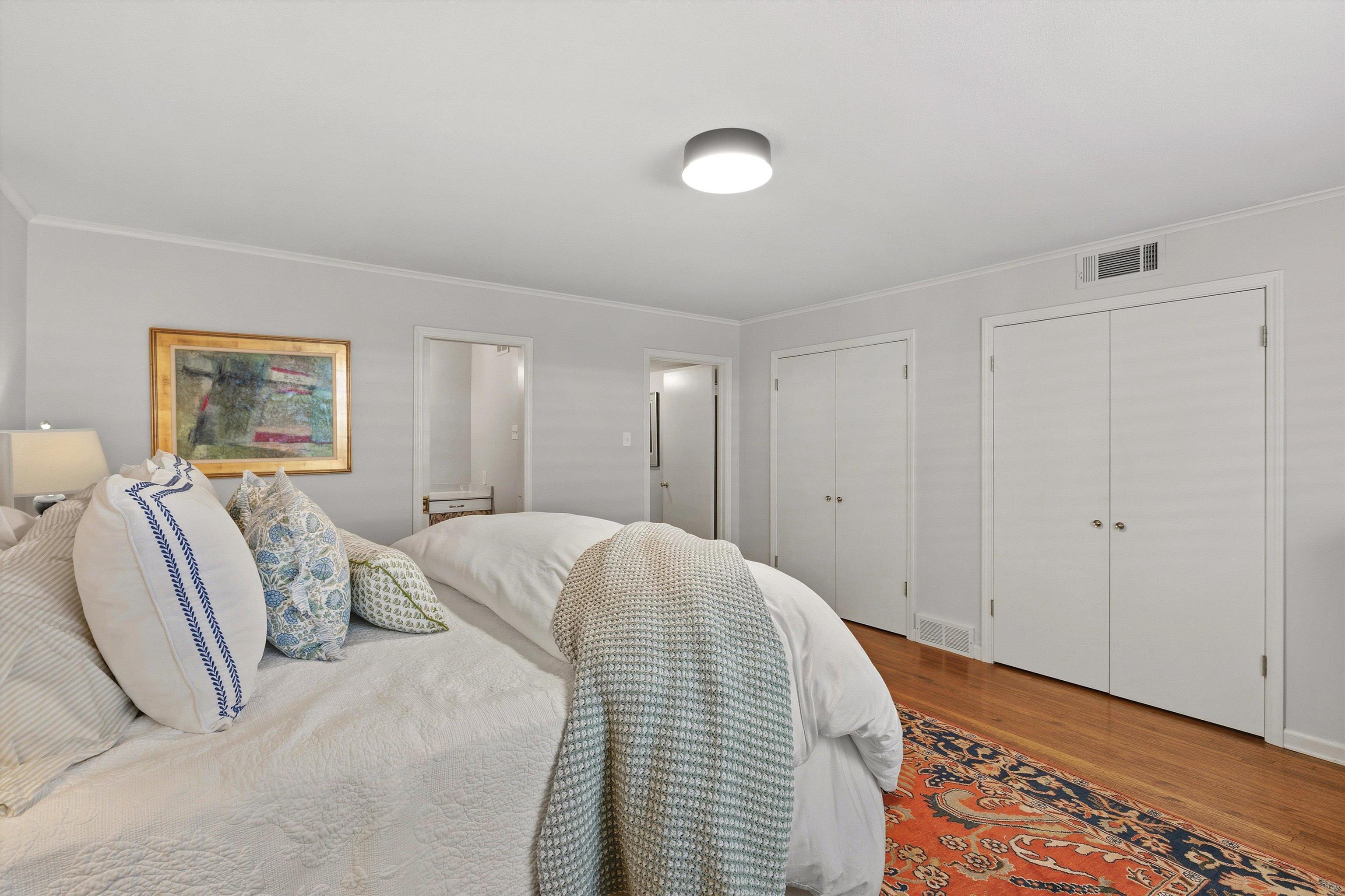 4400 Poplar Ave 5 Property Photo 16
