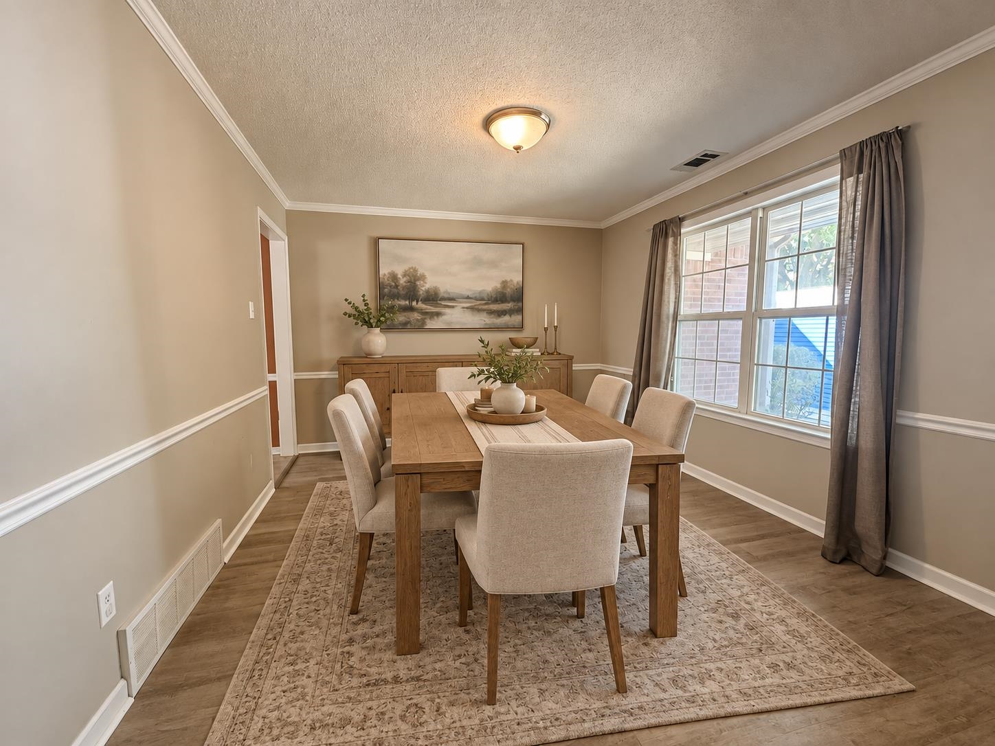 11805 Patrick St Property Photo 4