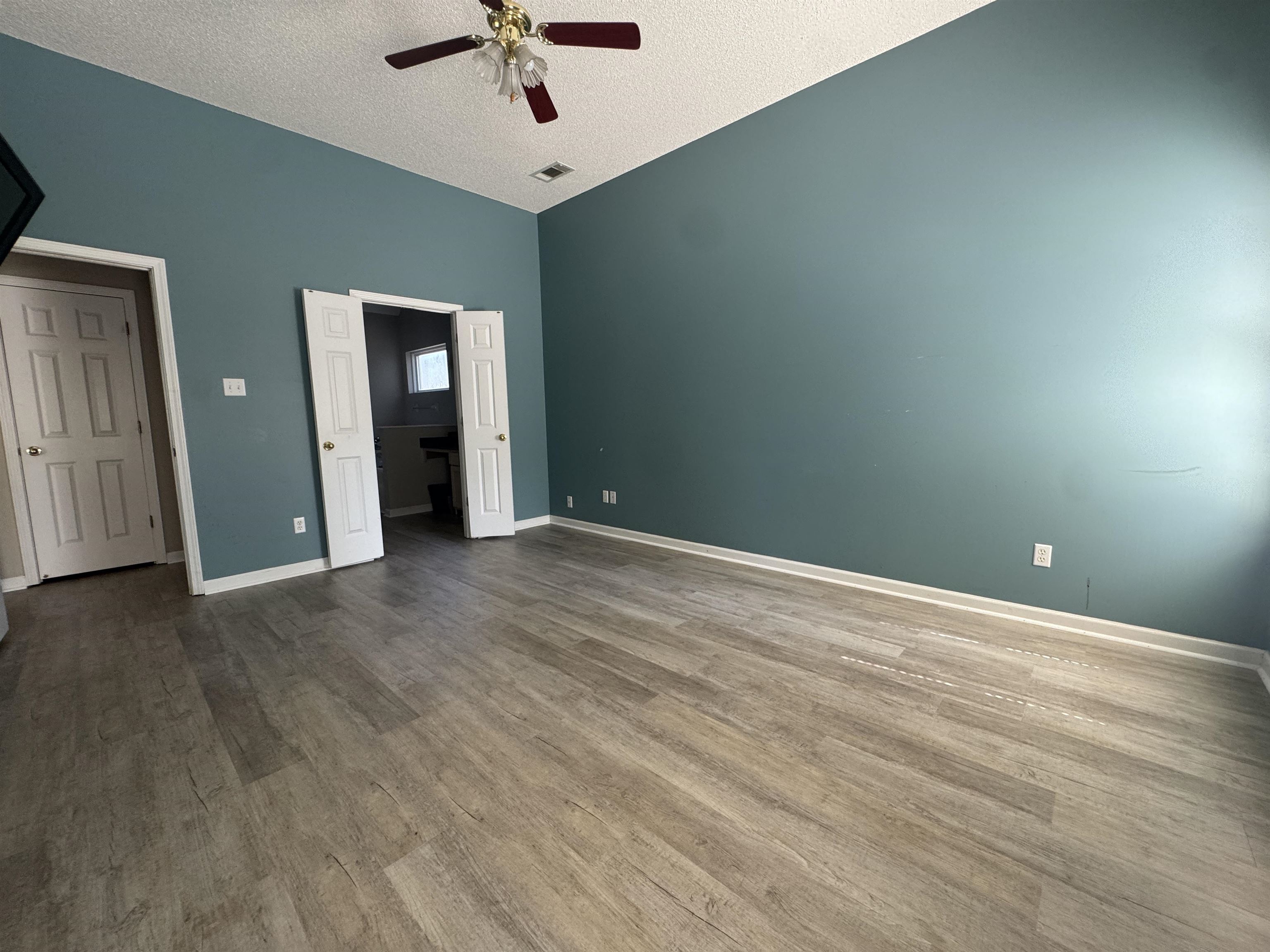 11805 Patrick St Property Photo 13