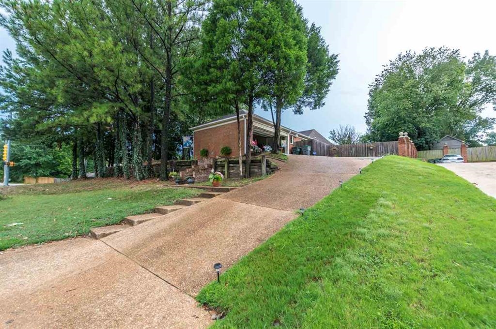 8311 Walnut Grove Rd Property Photo 3