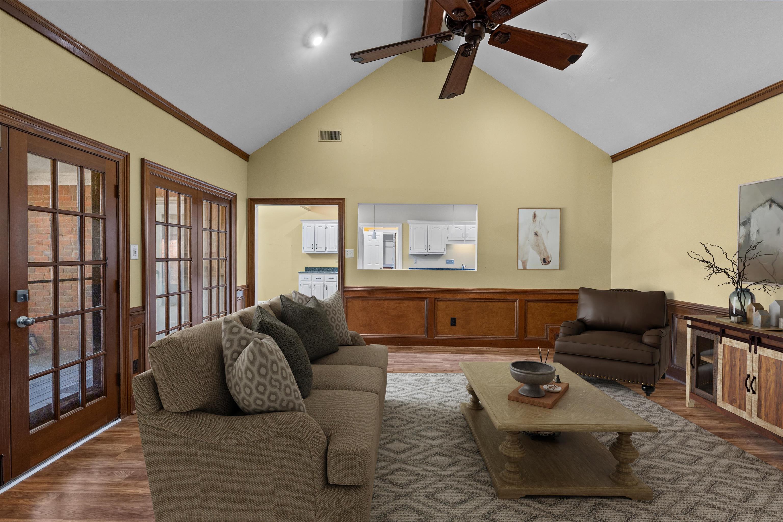 7168 Egerton Ln Property Photo 8