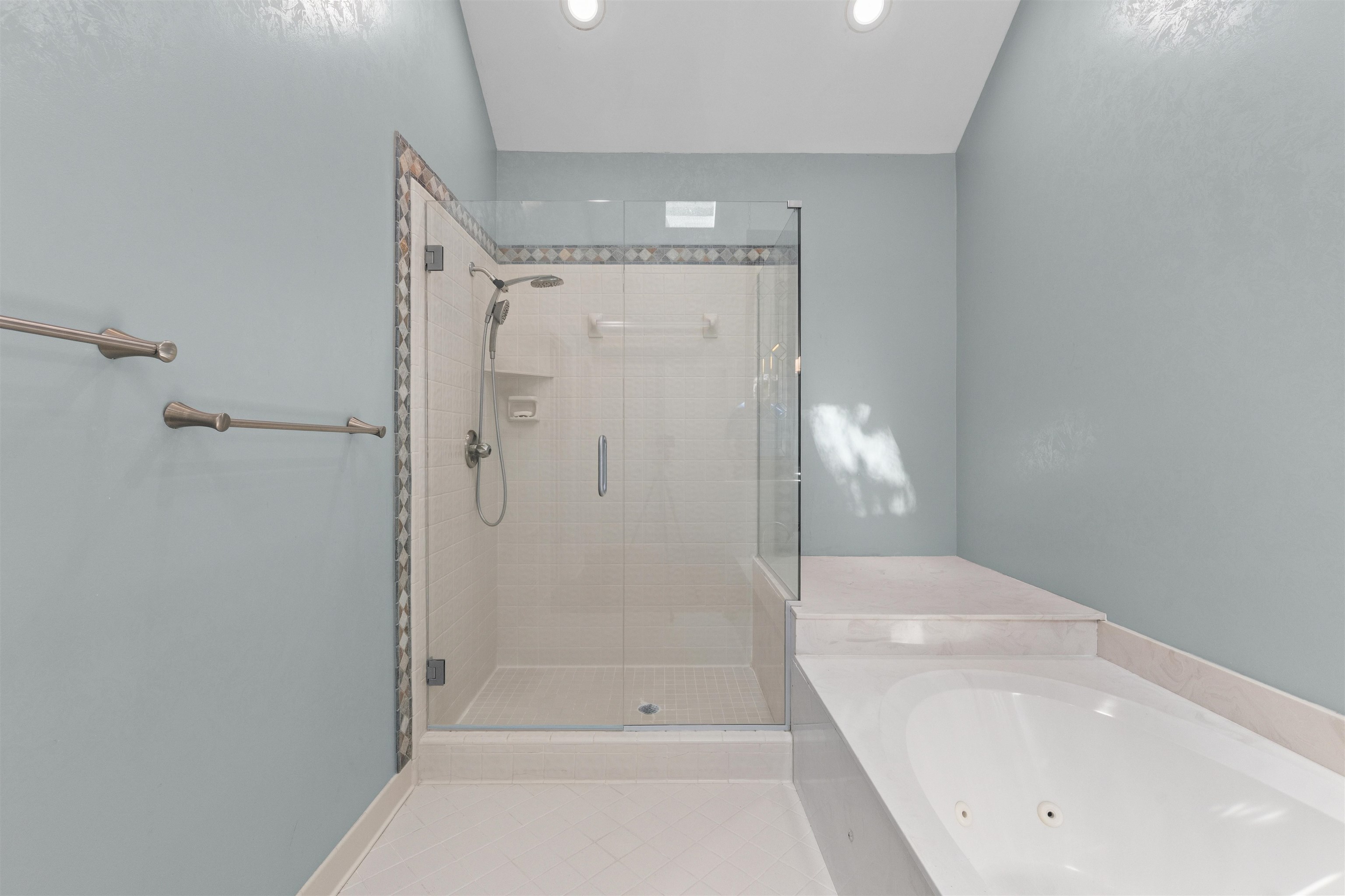 7168 Egerton Ln Property Photo 19