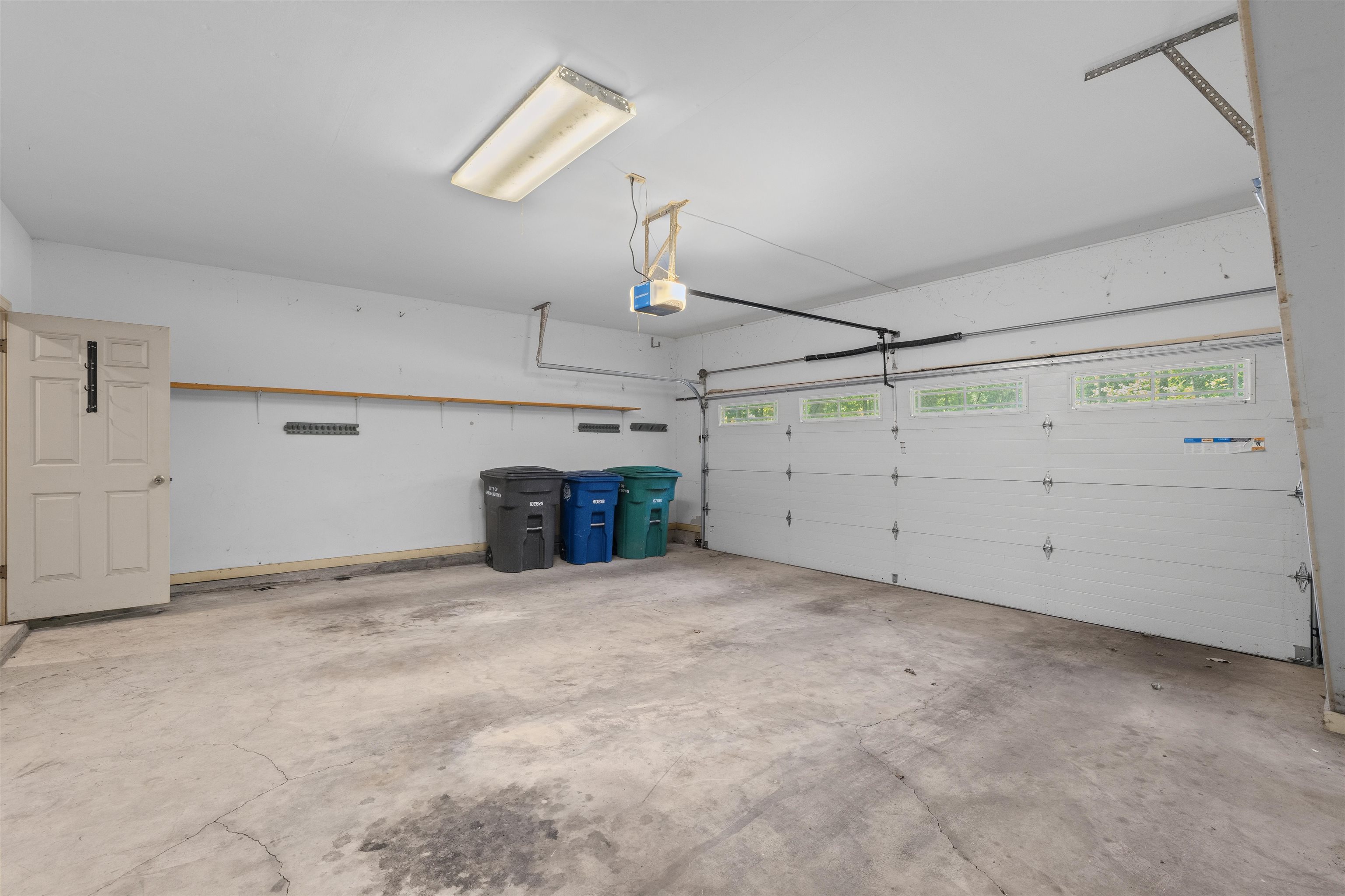 7168 Egerton Ln Property Photo 30