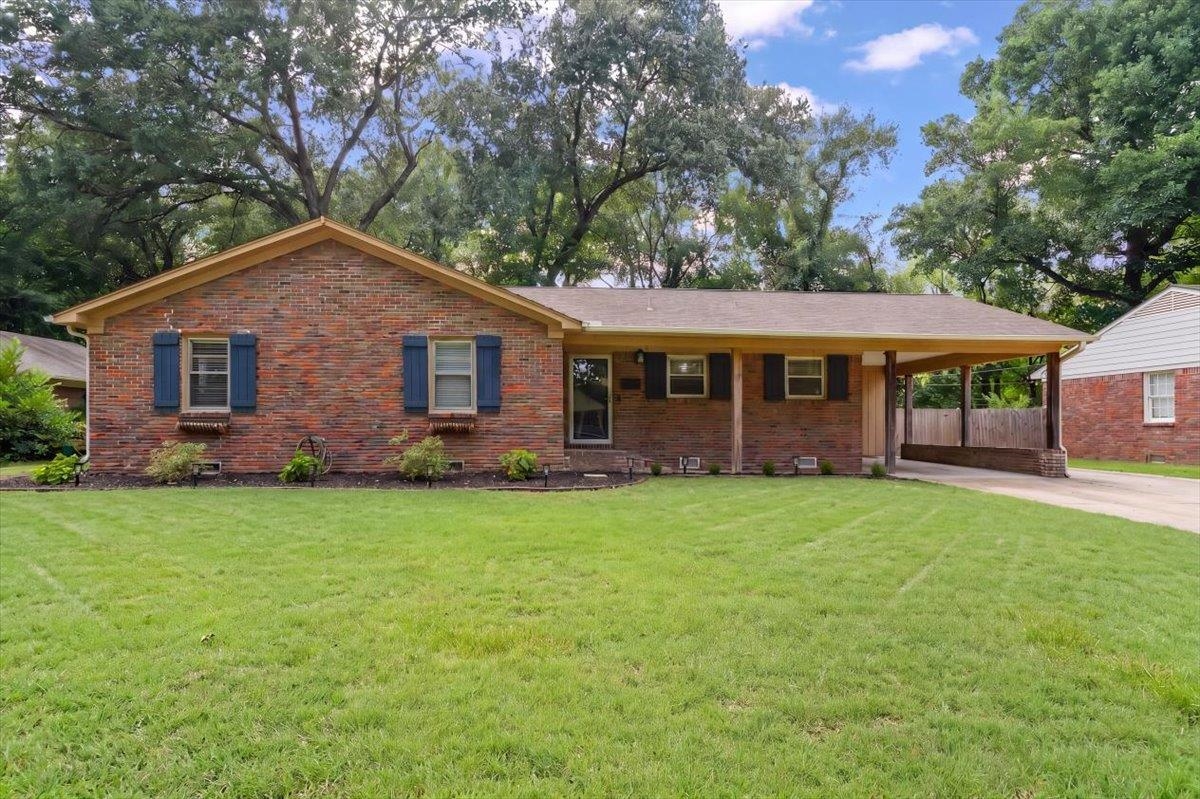 1127 Perkins Ter Property Photo 1