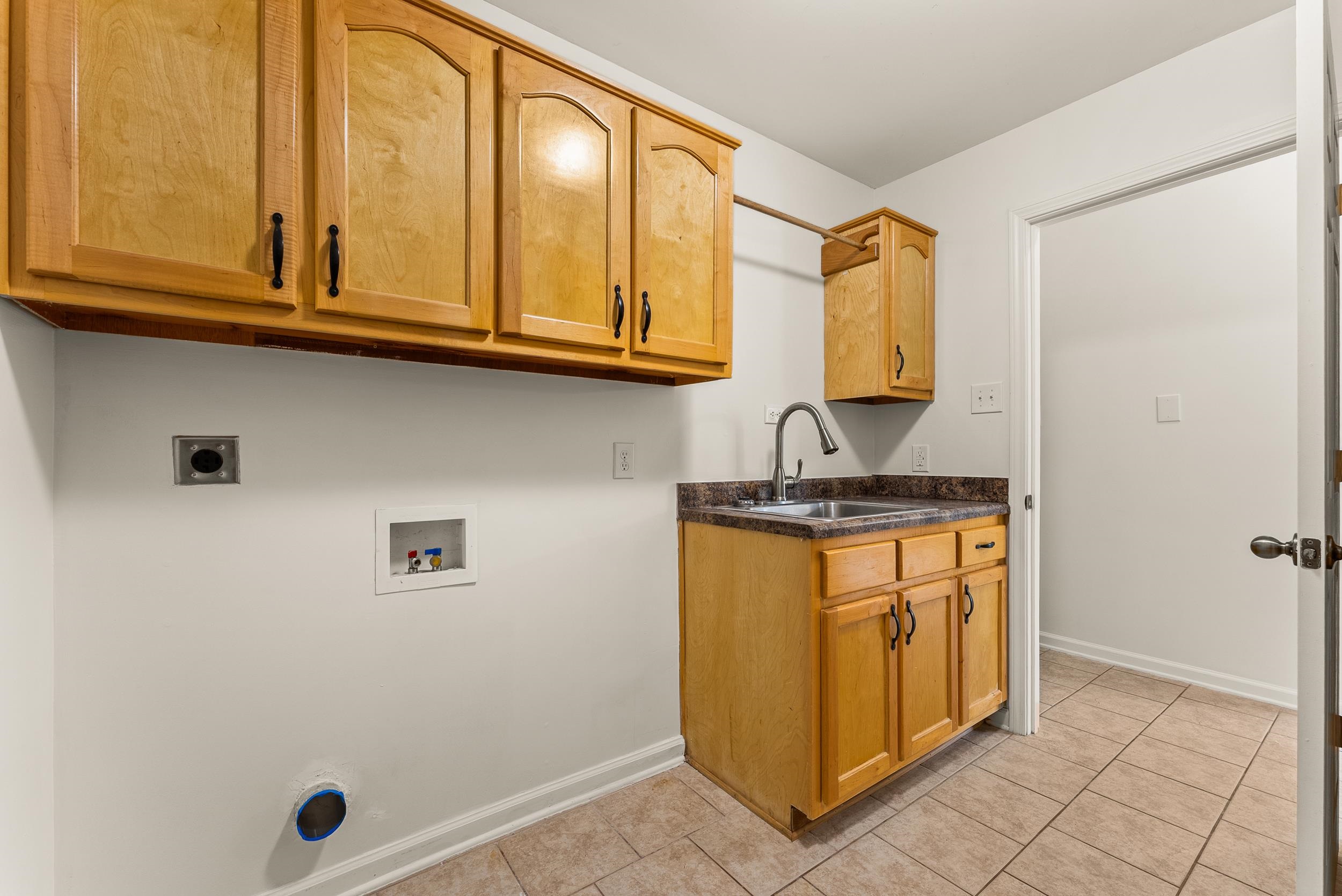 228 Golden Pond Dr Property Photo 23