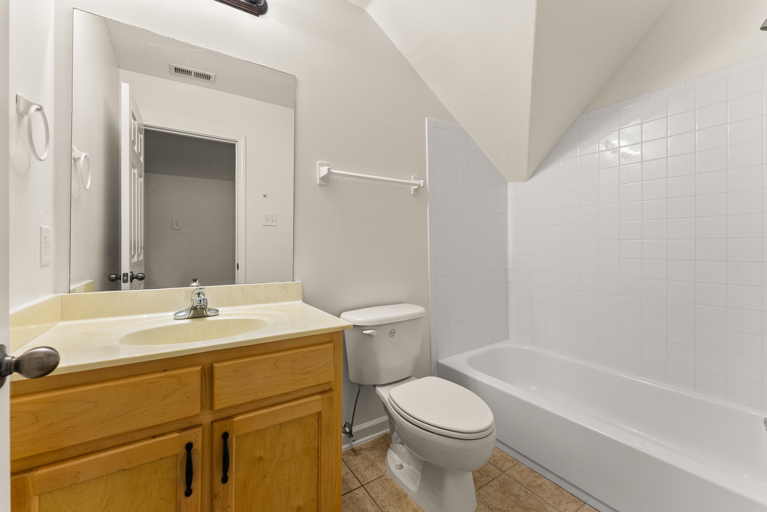 228 Golden Pond Dr Property Photo 29