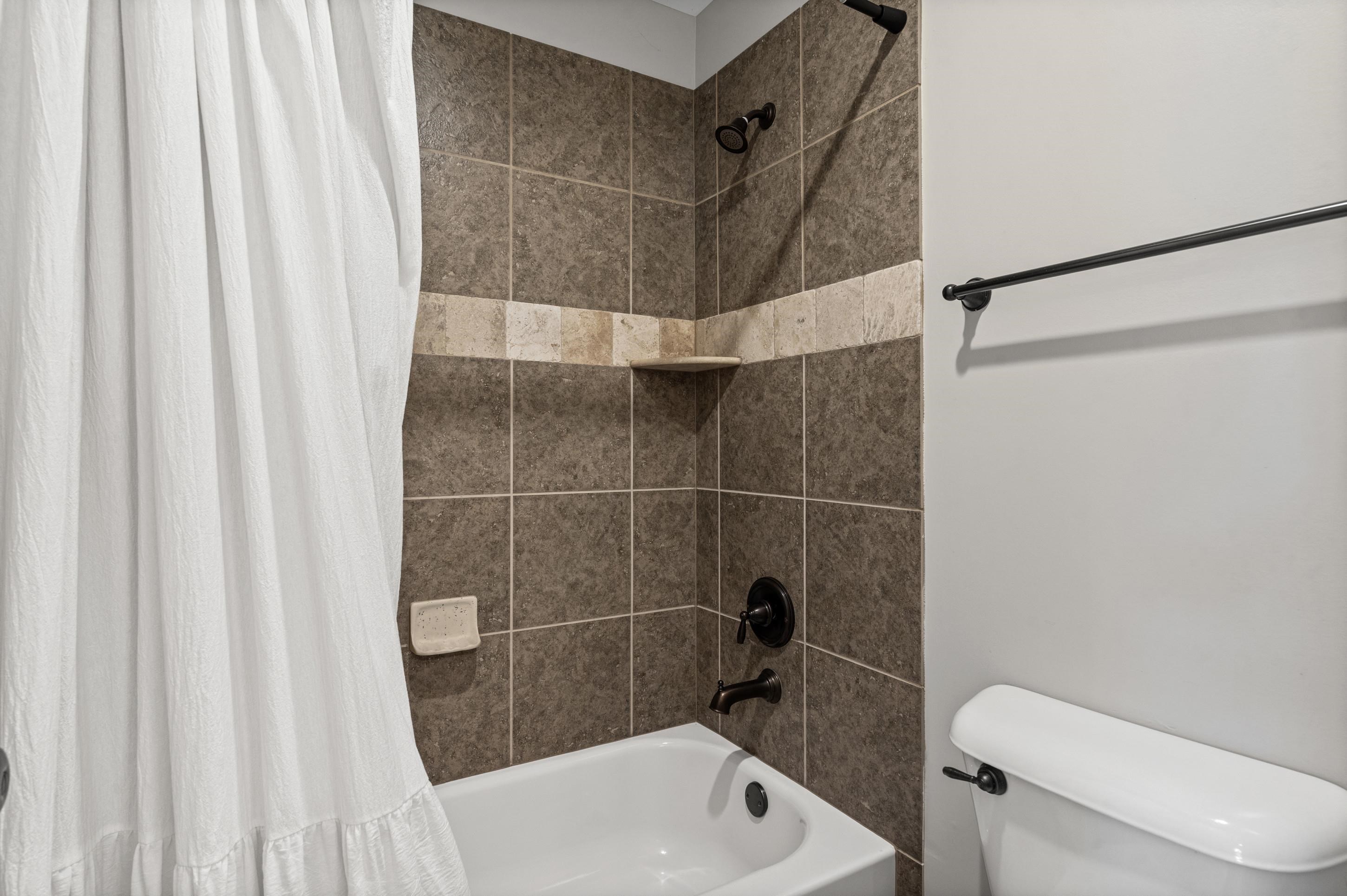 12176 Brooks River Rd Property Photo 24