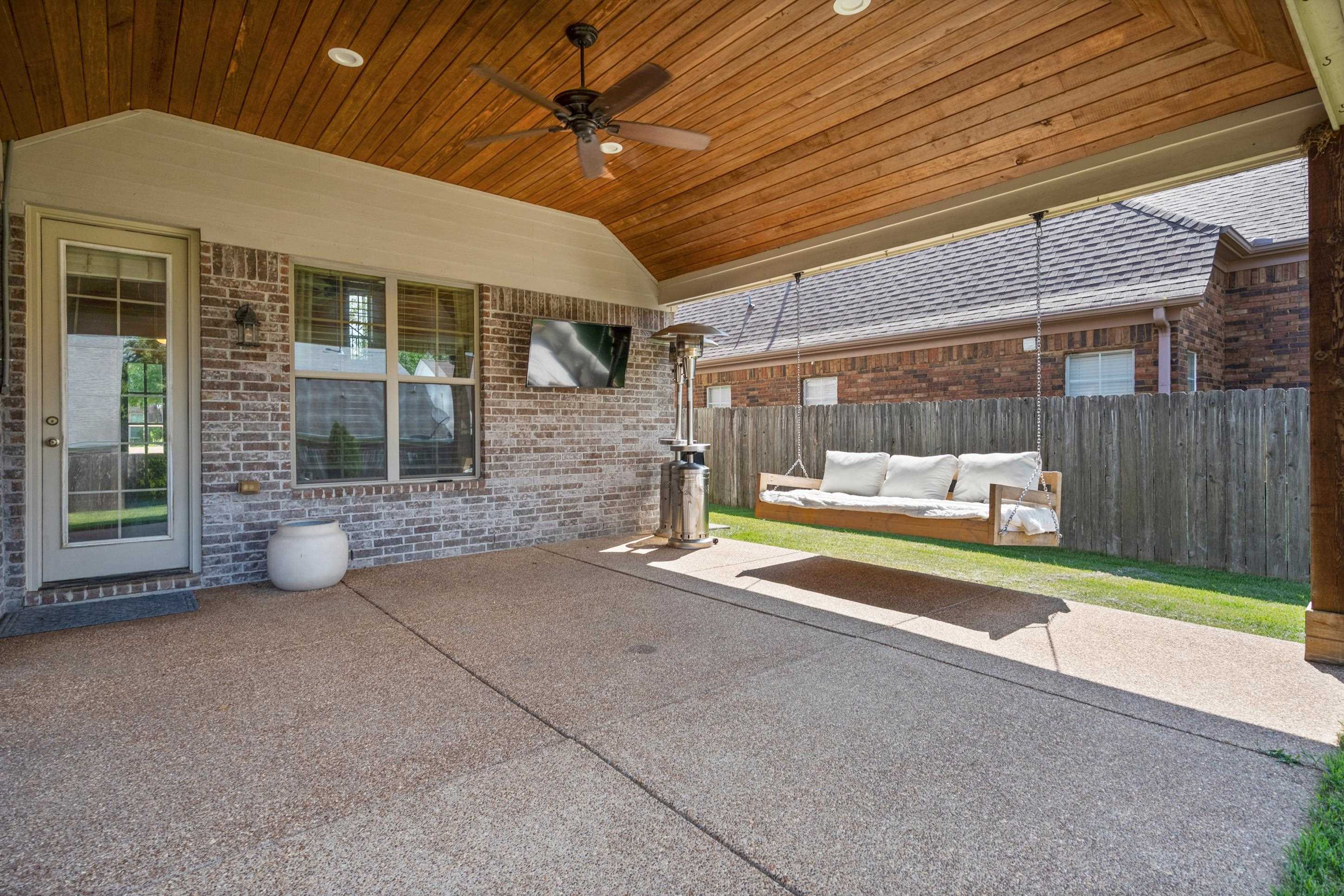 12176 Brooks River Rd Property Photo 31