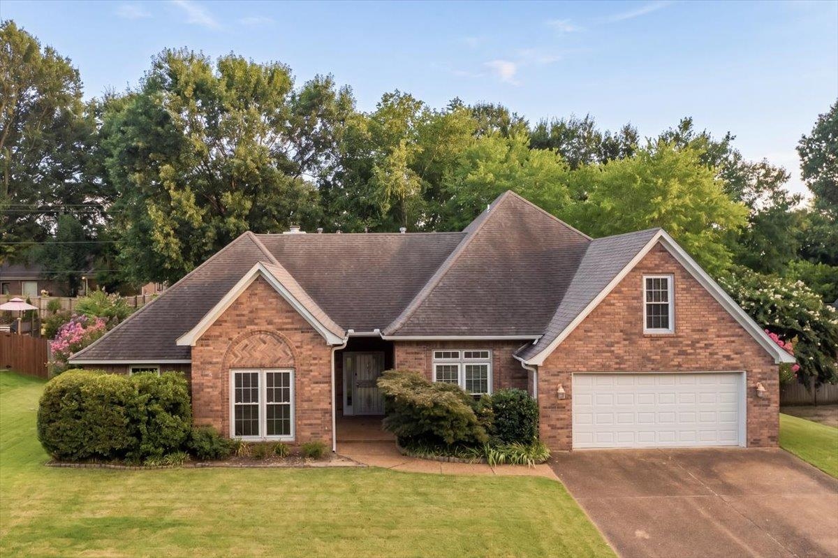8811 Bazemore Rd Property Photo 1