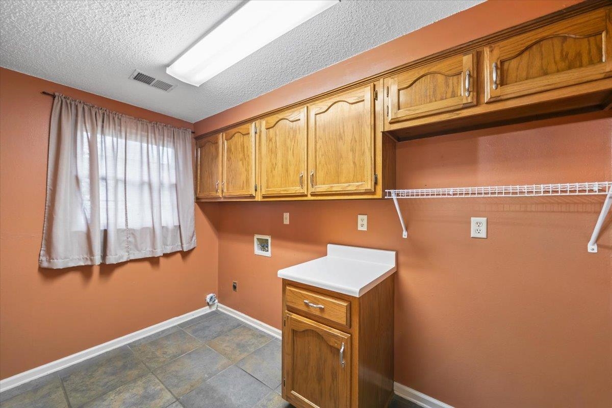 8811 Bazemore Rd Property Photo 14