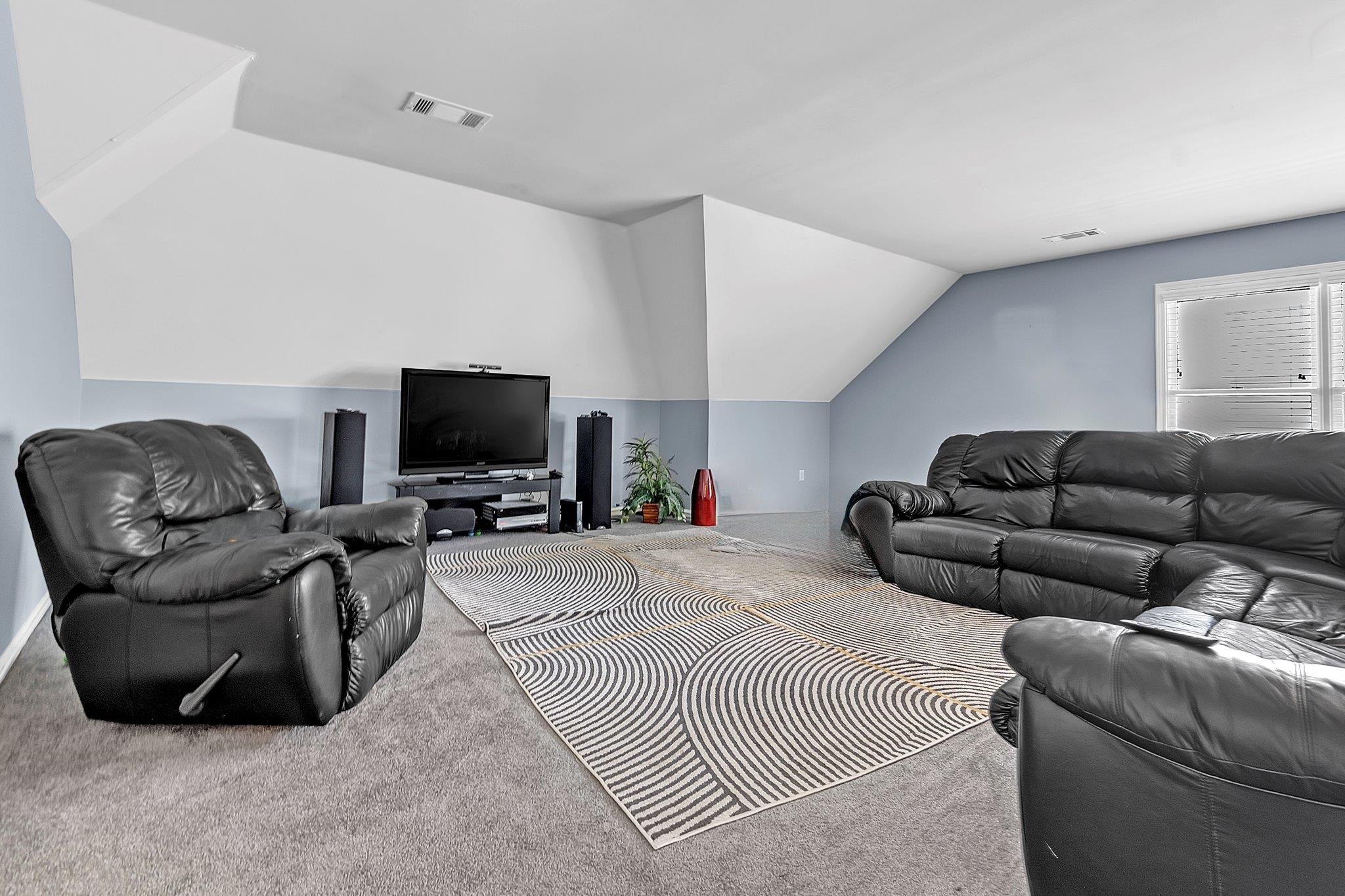 4937 Fox Springs Dr Property Photo 21