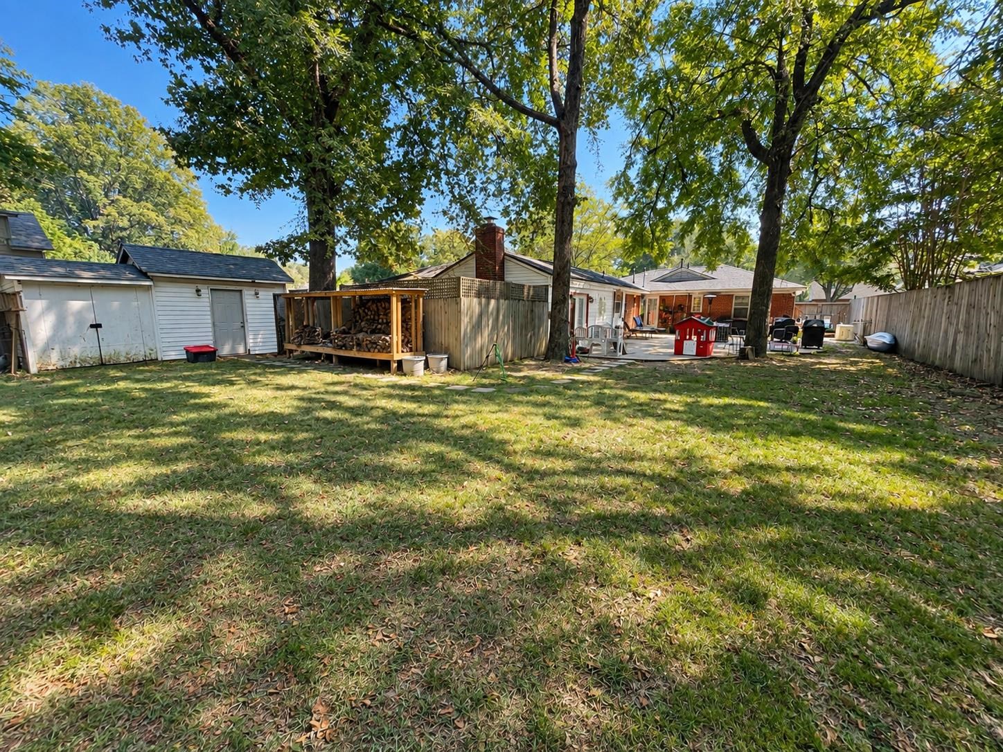 1639 Colonial Rd Property Photo 18