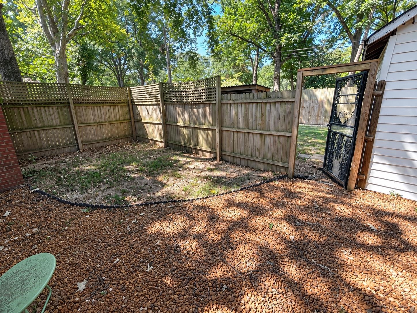 1639 Colonial Rd Property Photo 25