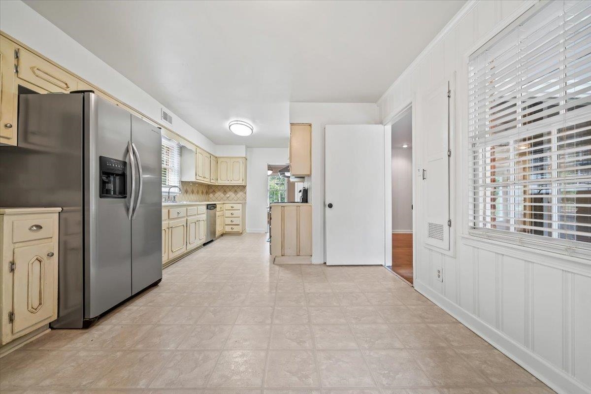 5471 Rich Rd Property Photo 13