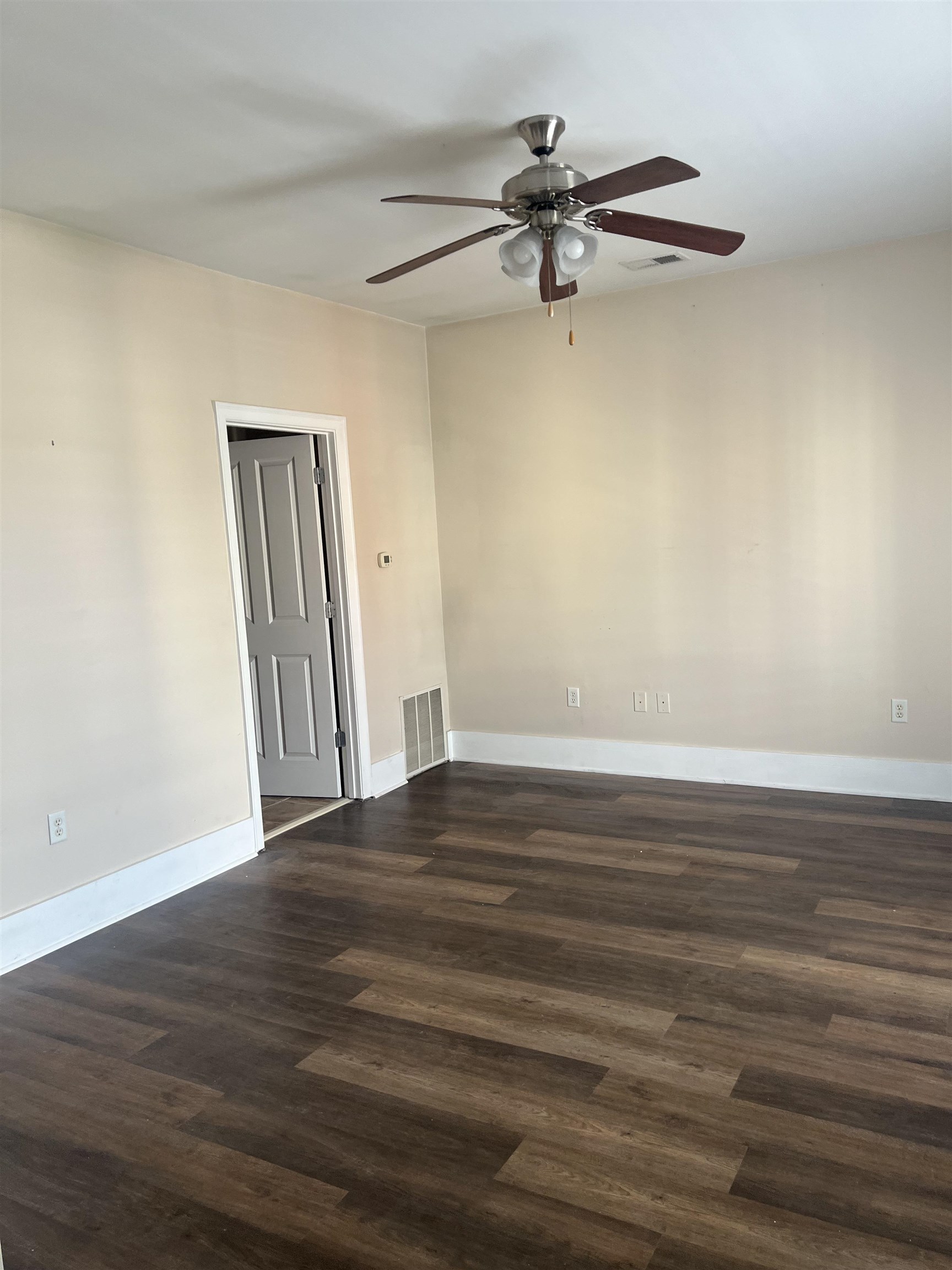 615 Denmark Dr 202 Property Photo 10