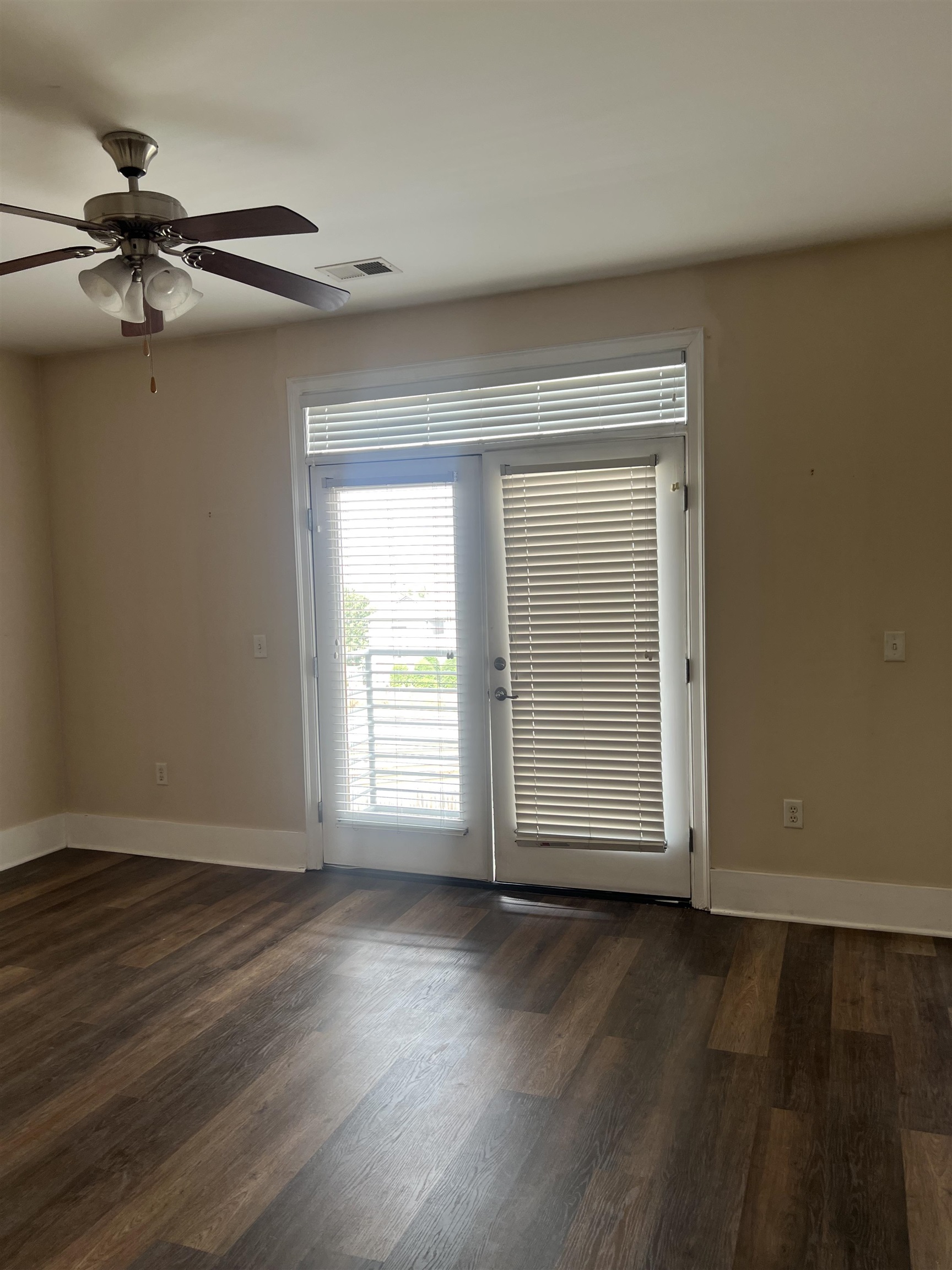615 Denmark Dr 202 Property Photo 13