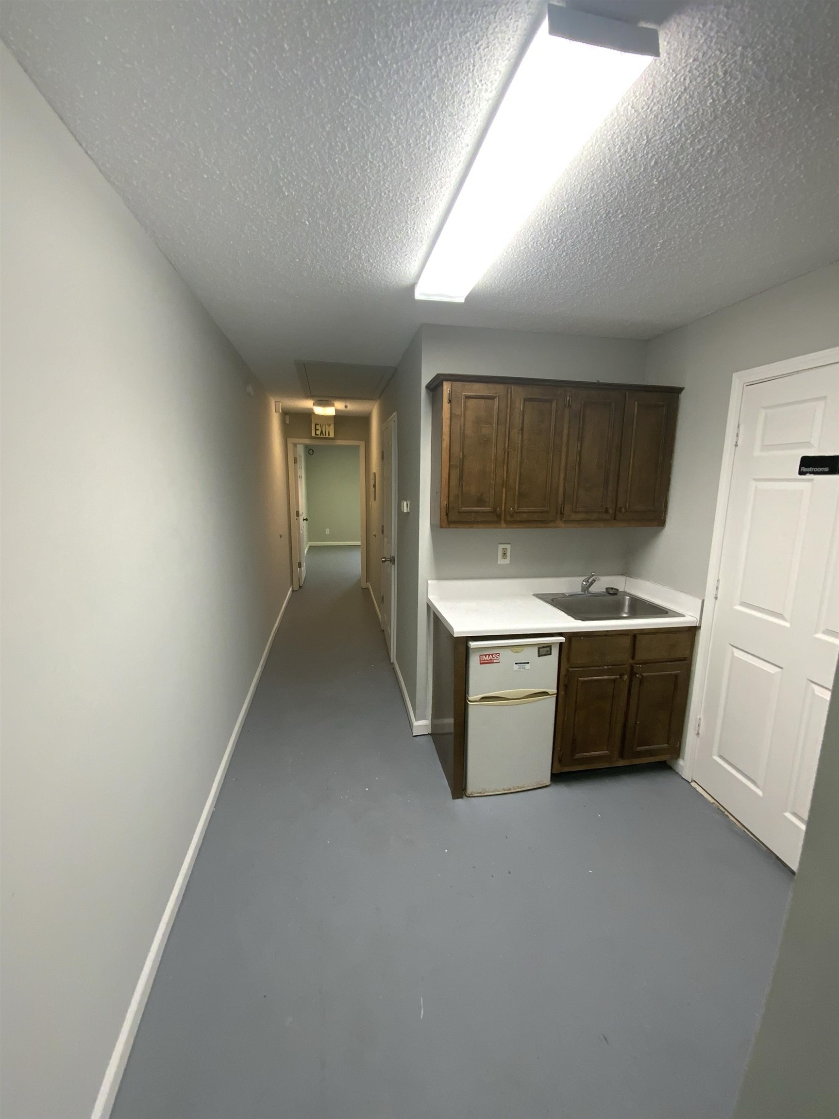 5507 Winchester Rd 2 Property Photo 2