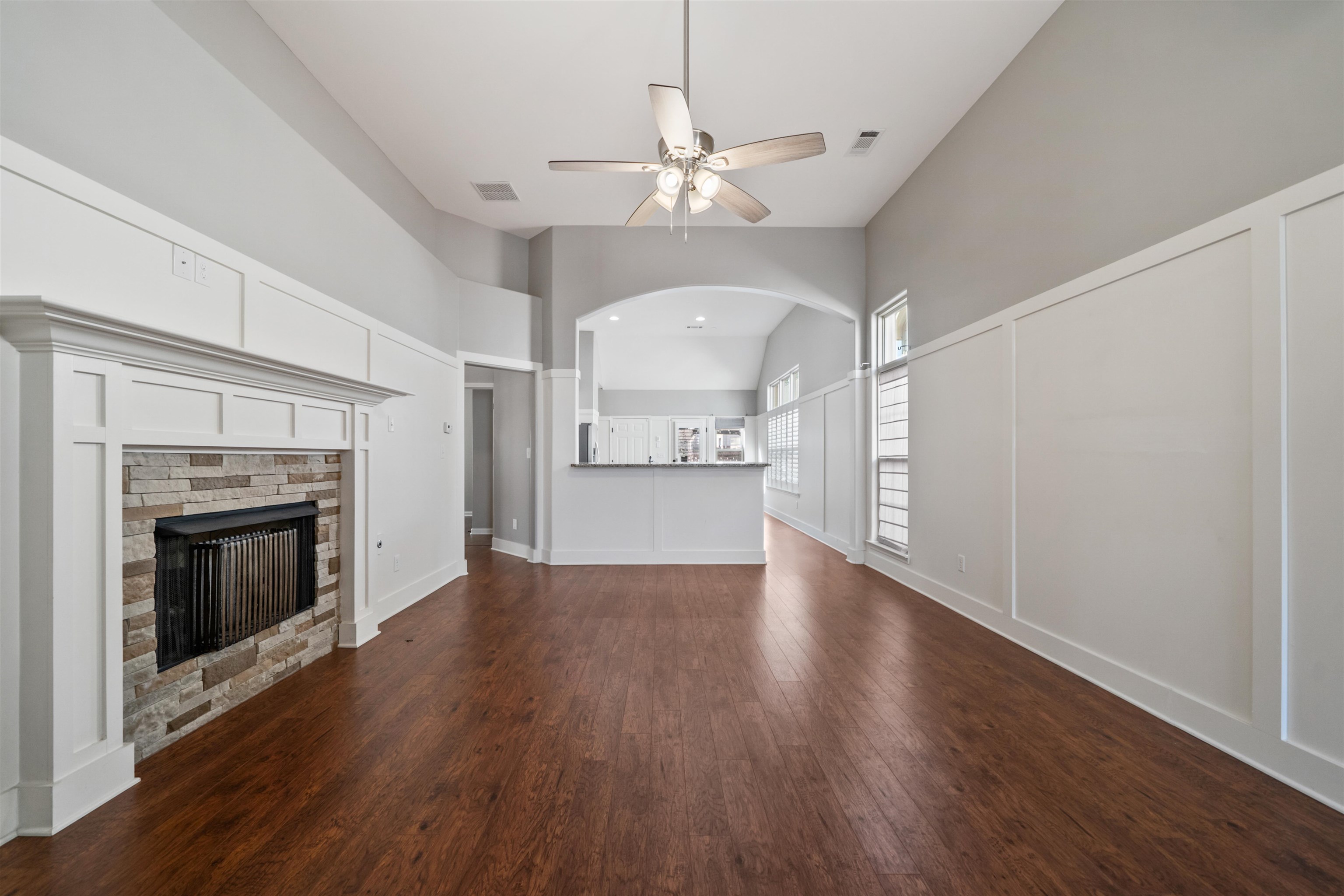 9949 Oban Dr Property Photo 6