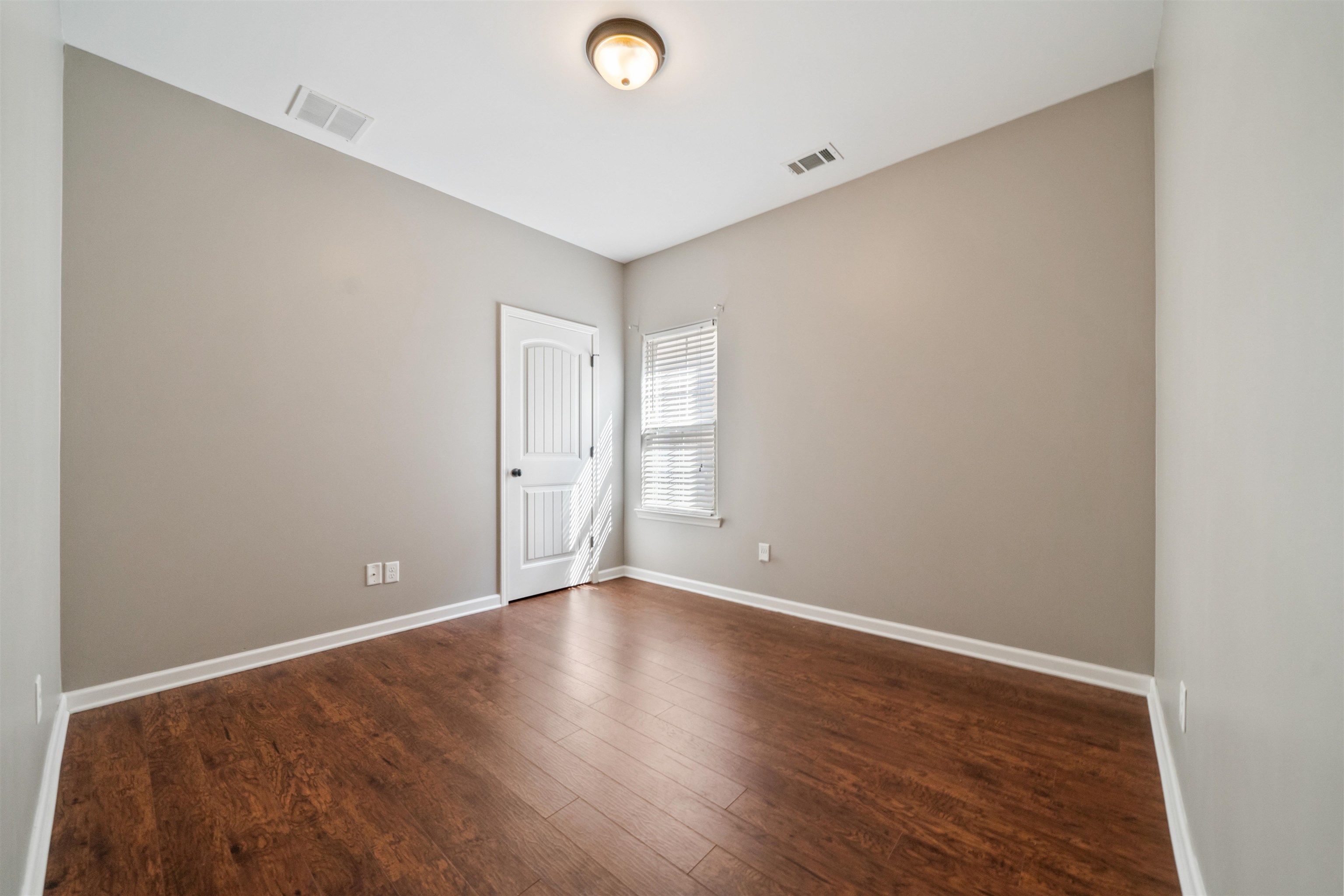 9949 Oban Dr Property Photo 18