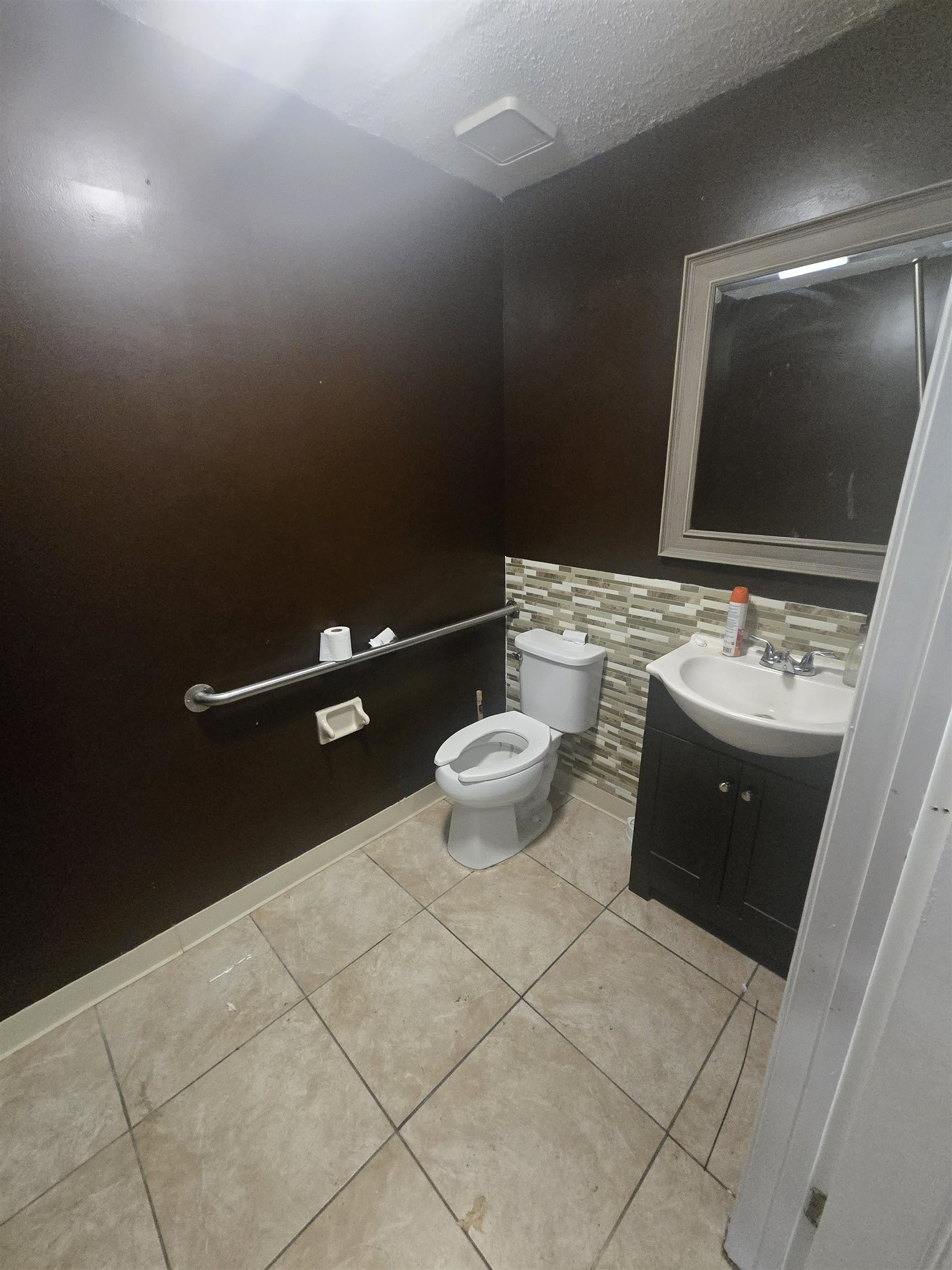 5501 Winchester Rd Property Photo 7