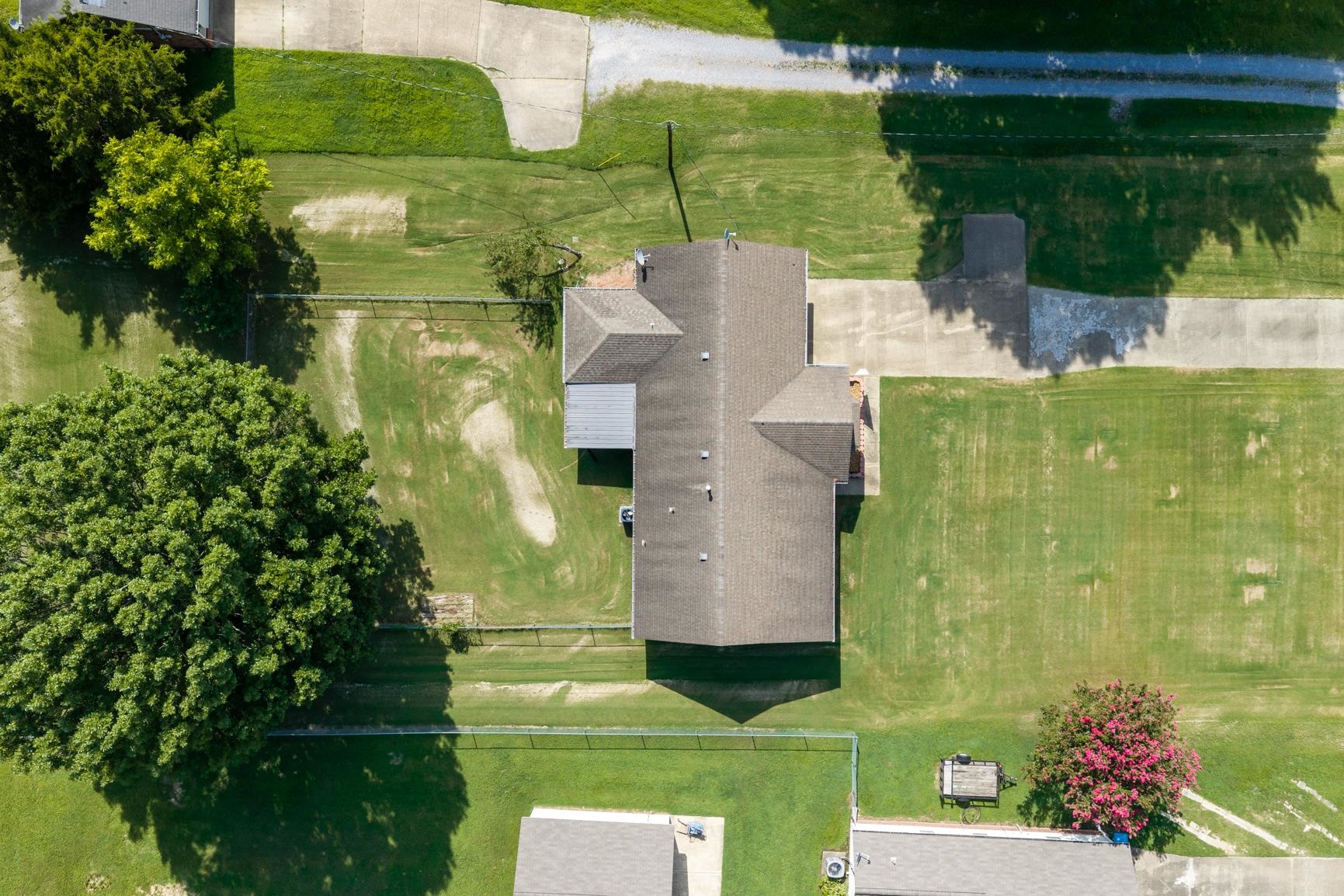 92 Brenda Dr Property Photo 33