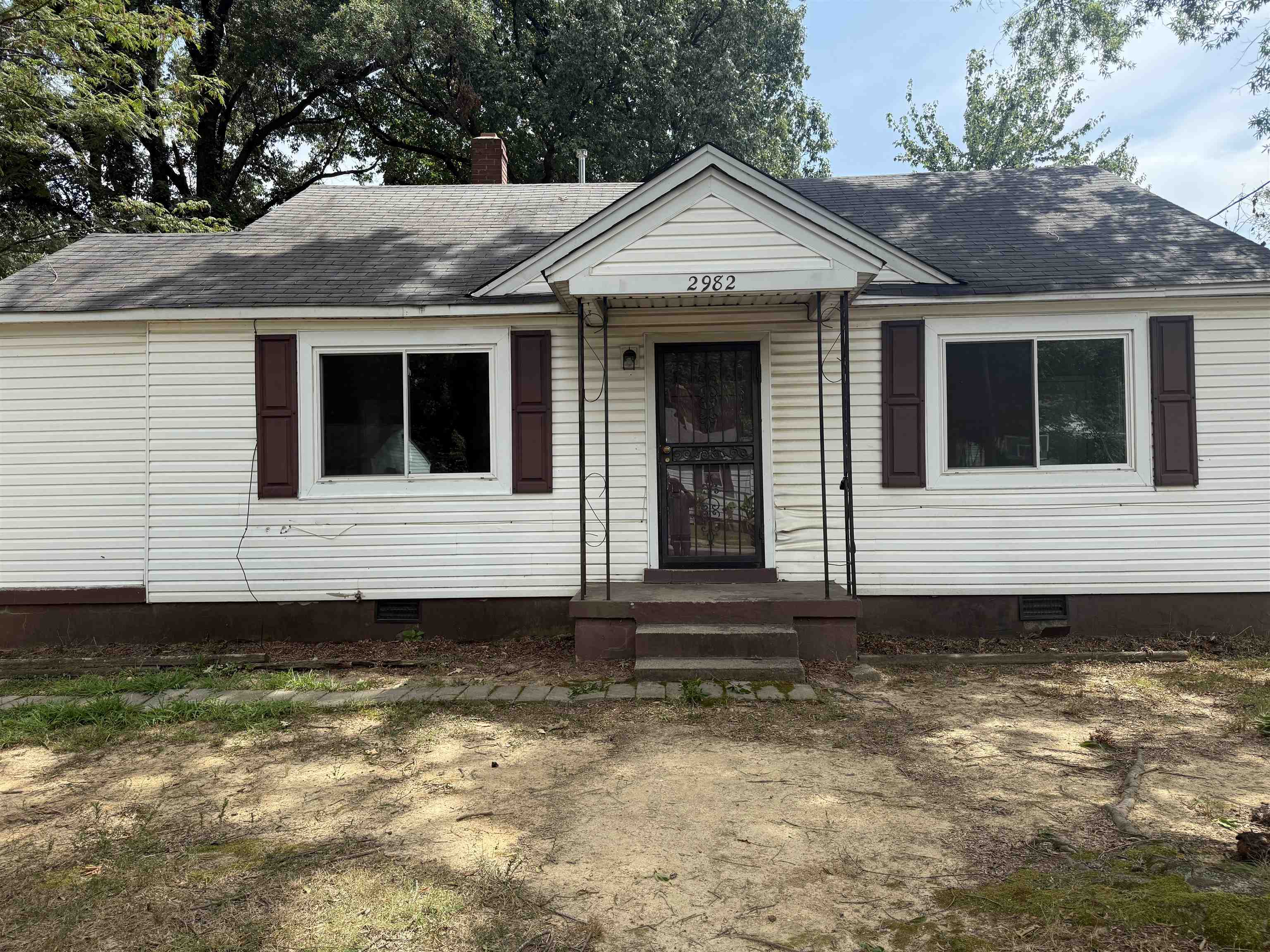 2982 Kingston Dr Property Photo 3