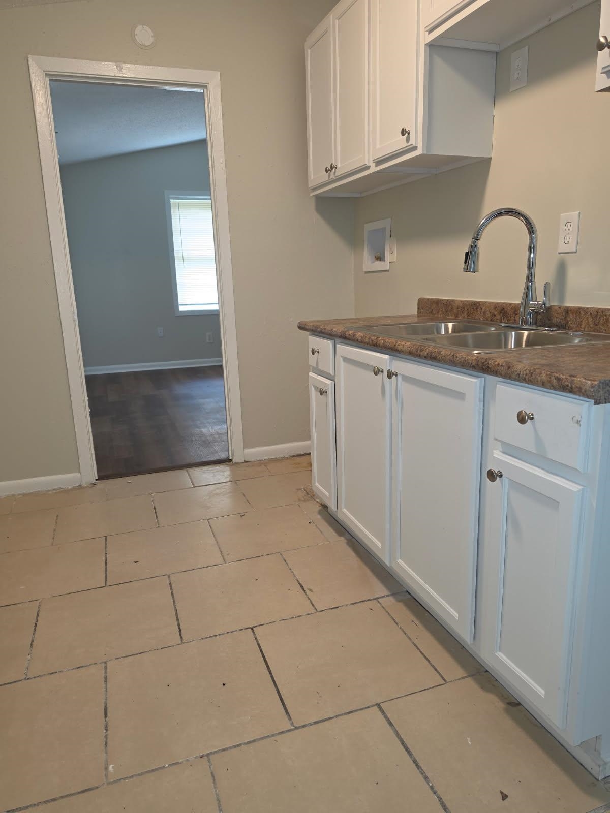 4310 Mountain Ter Property Photo 4