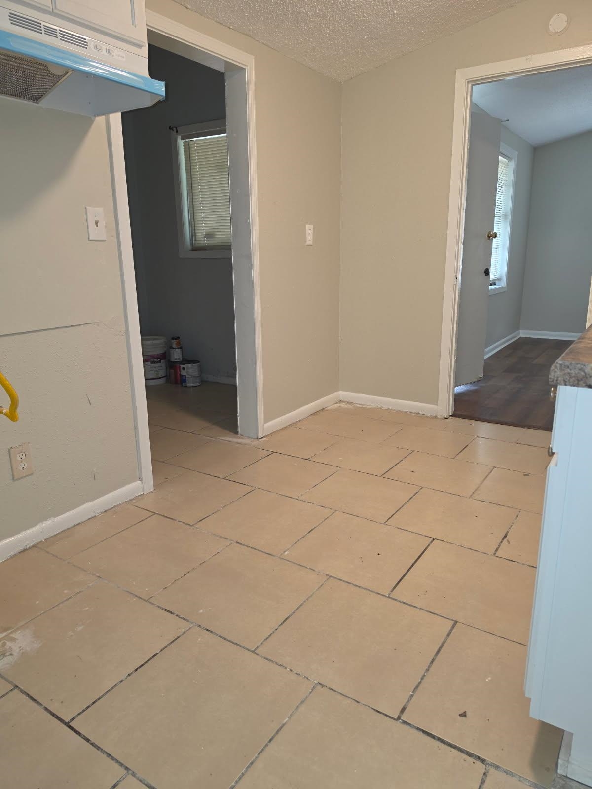4310 Mountain Ter Property Photo 5