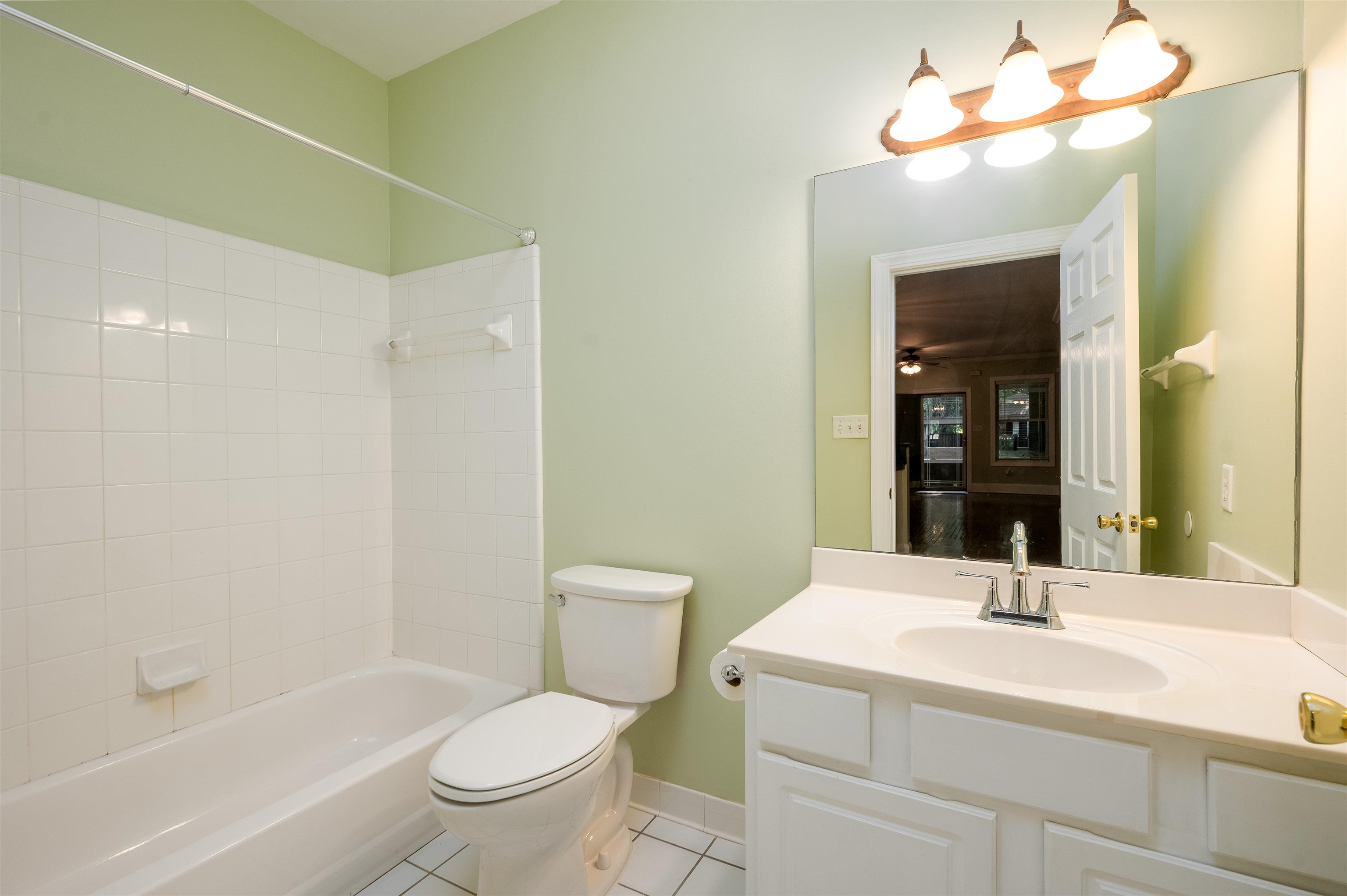 424 N Willett St Property Photo 14