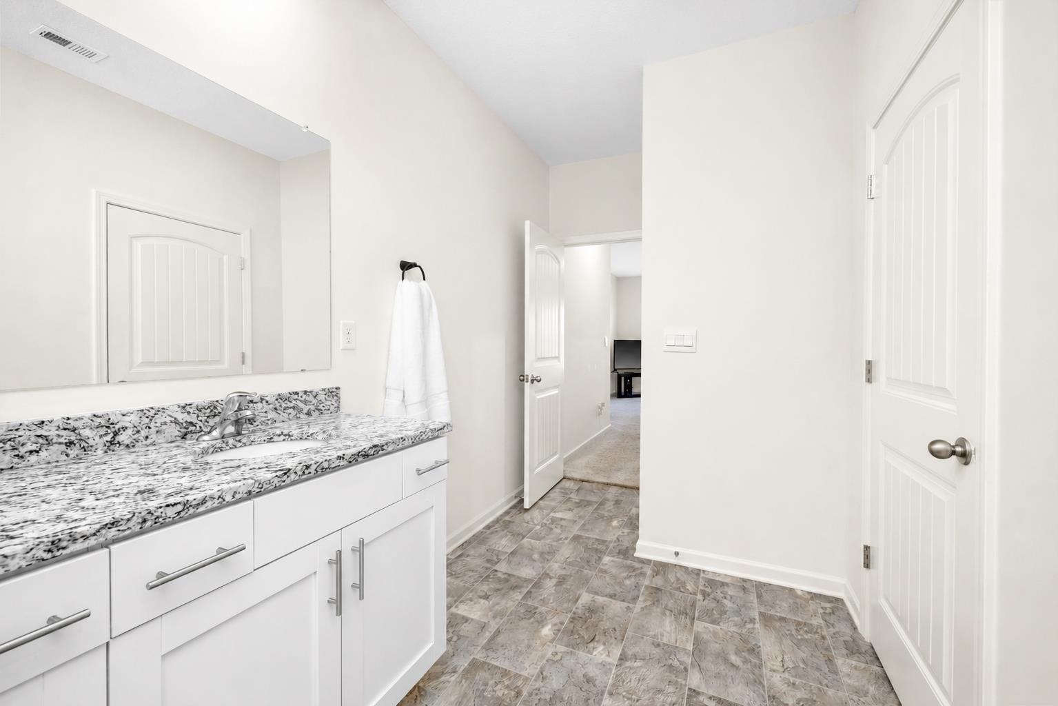 4790 Barrett Oaks Dr Property Photo 20