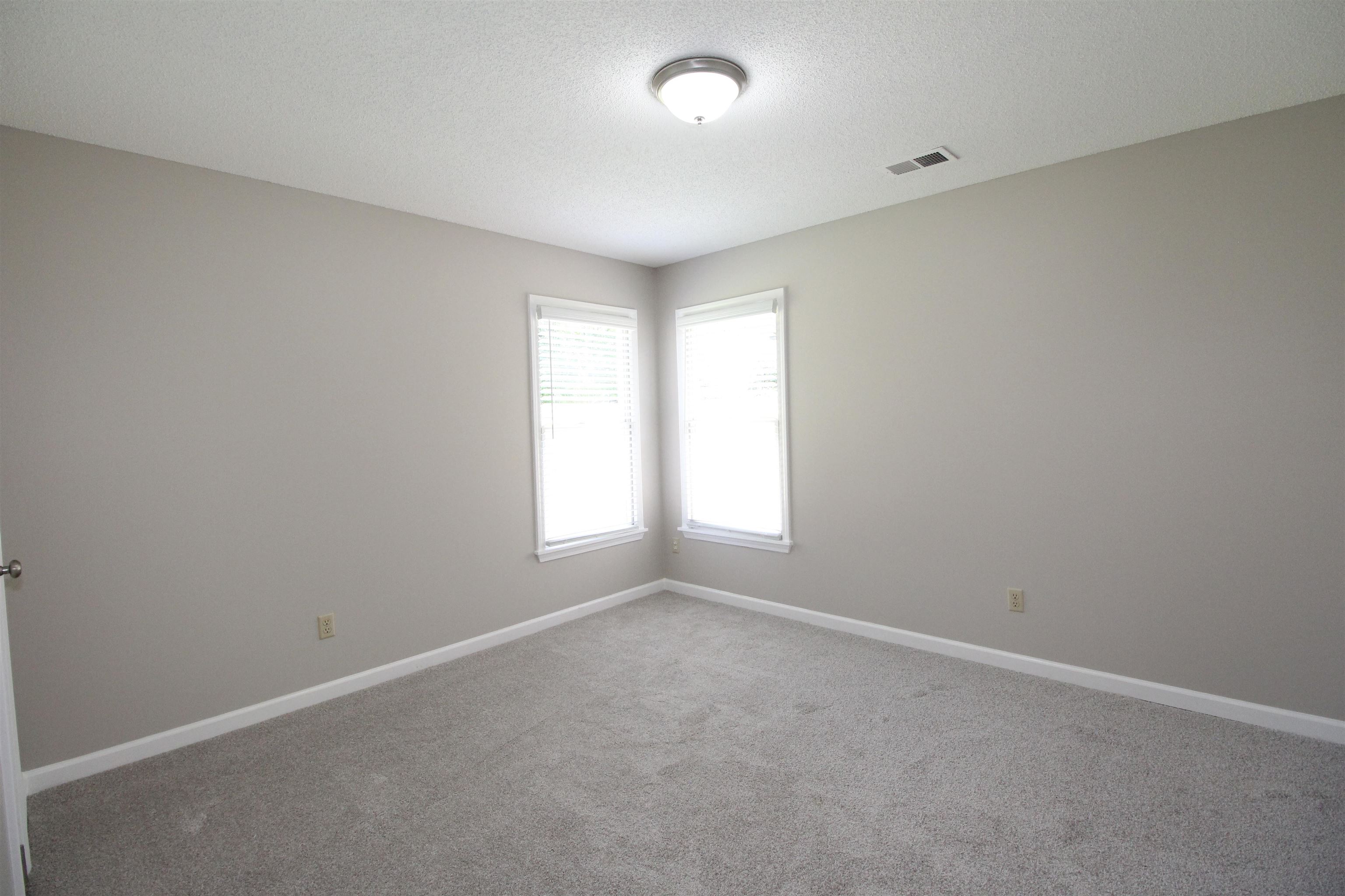 1800 Mill Glen Cv Property Photo 13