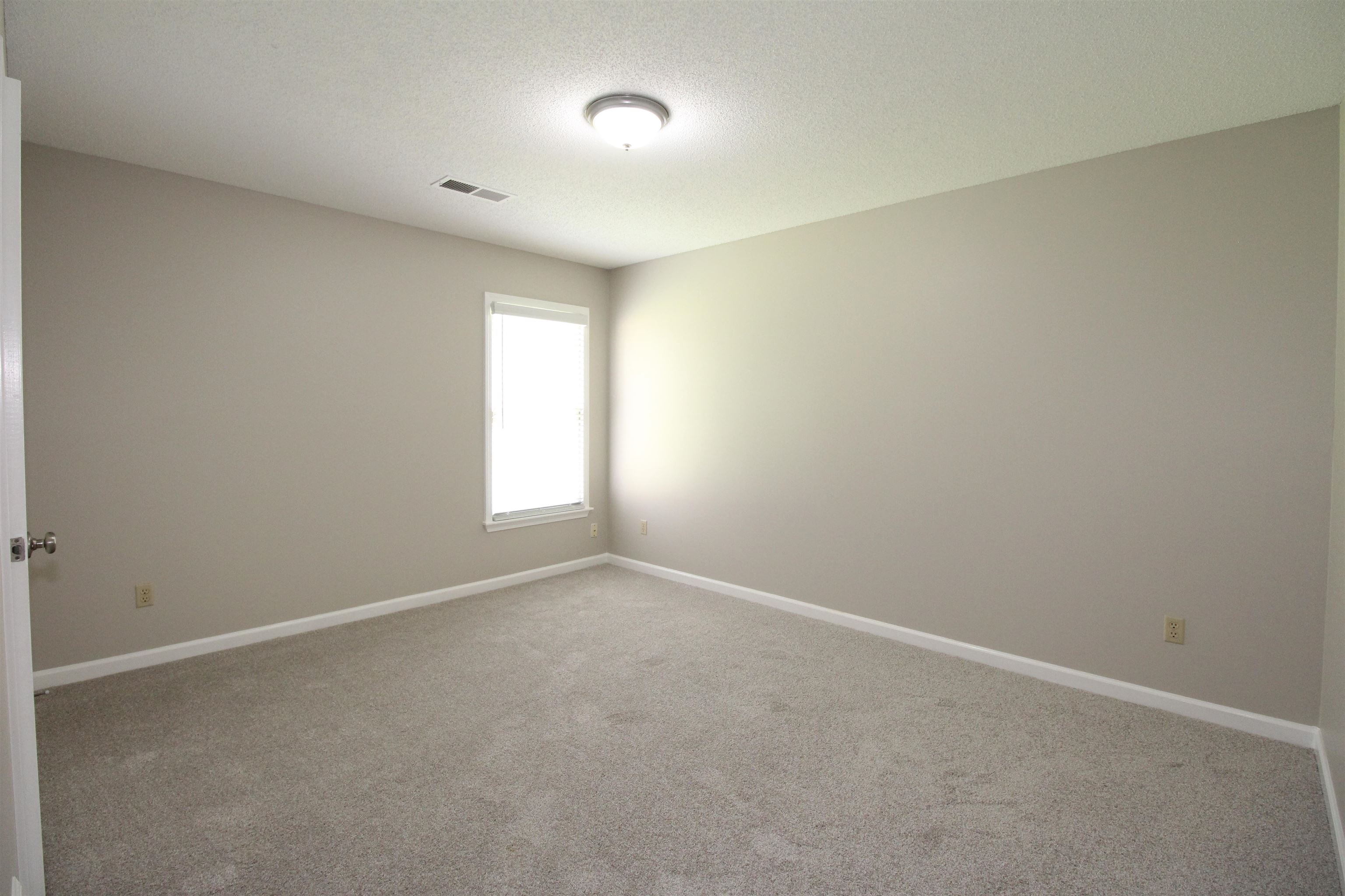 1800 Mill Glen Cv Property Photo 14