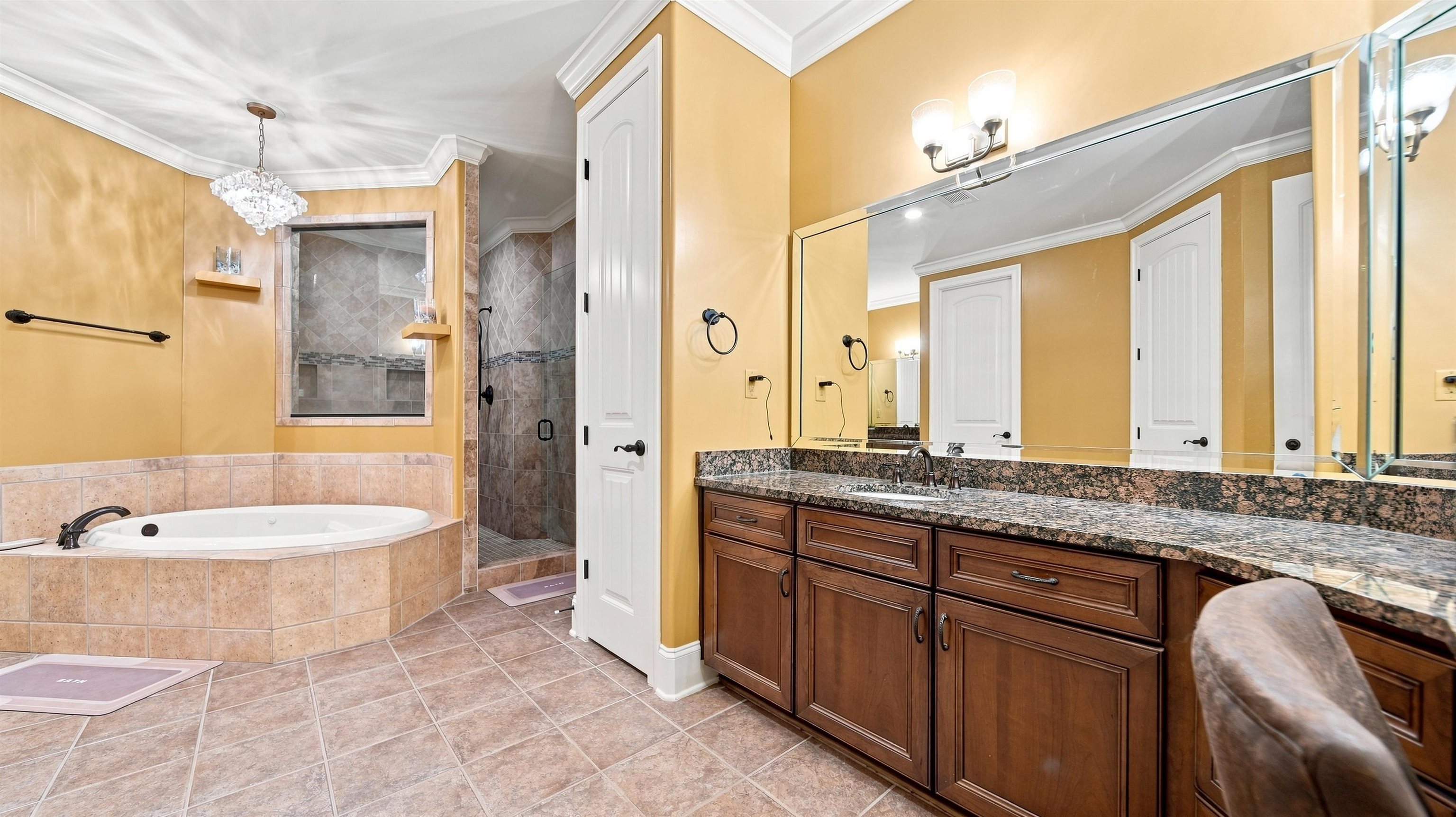 1596 Brackenshire Ln Property Photo 32