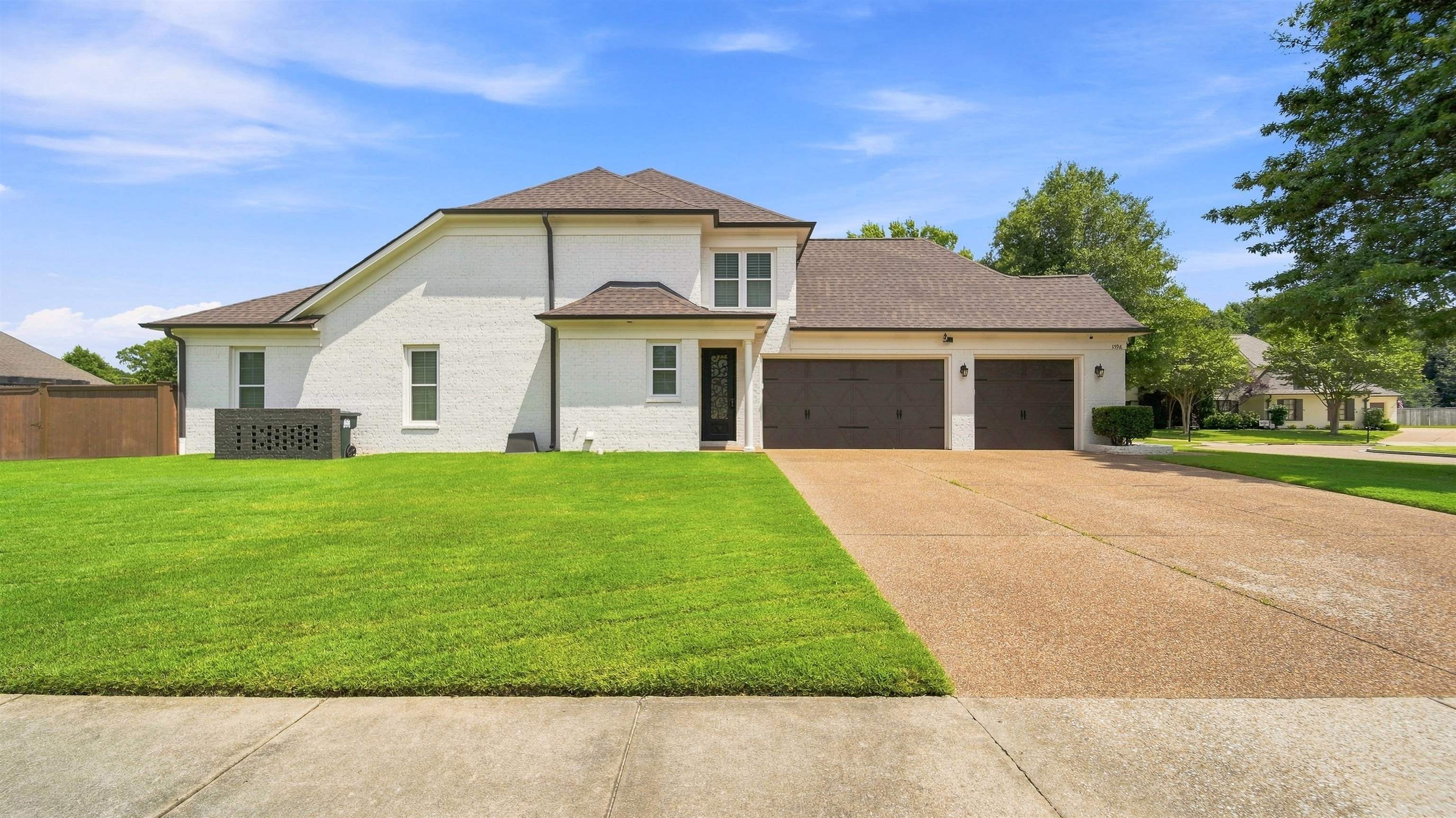 1596 Brackenshire Ln Property Photo 38