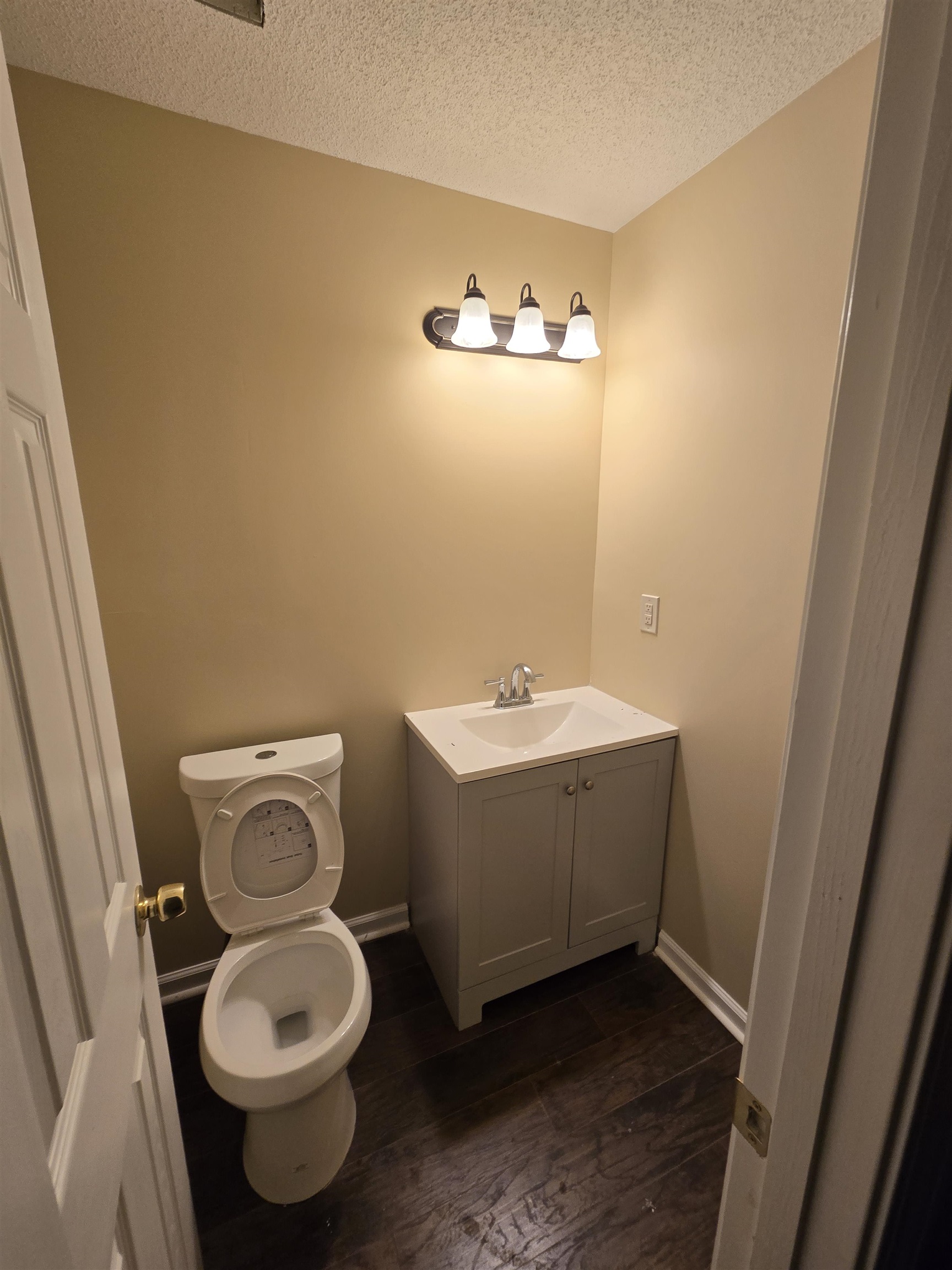 4709 Old Raleigh Millington Dr Property Photo 6