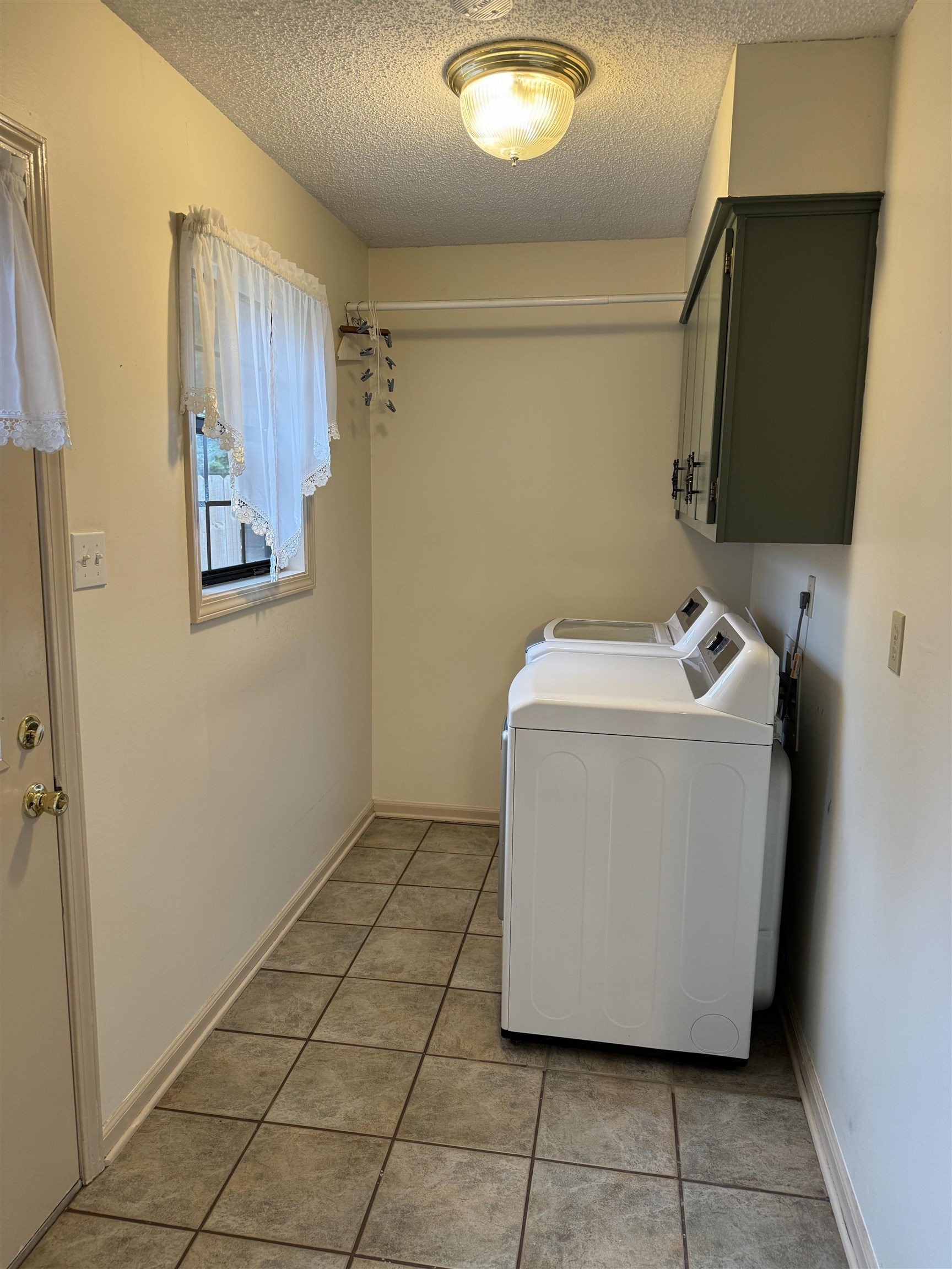 7180 Skidmore Cv Property Photo 7