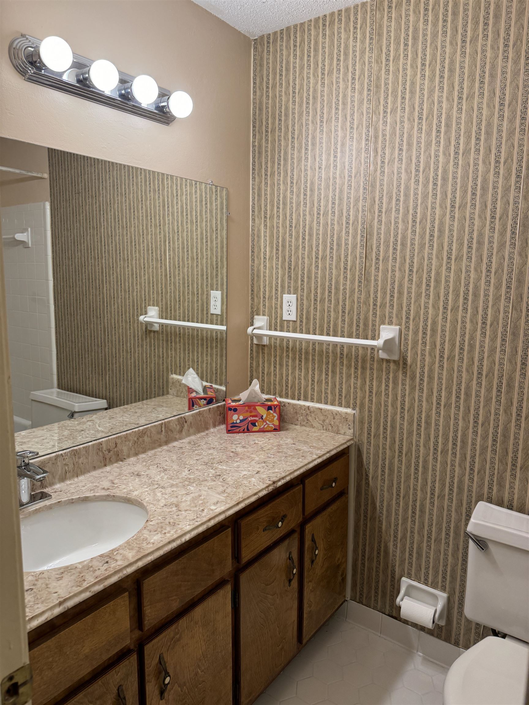 7180 Skidmore Cv Property Photo 13
