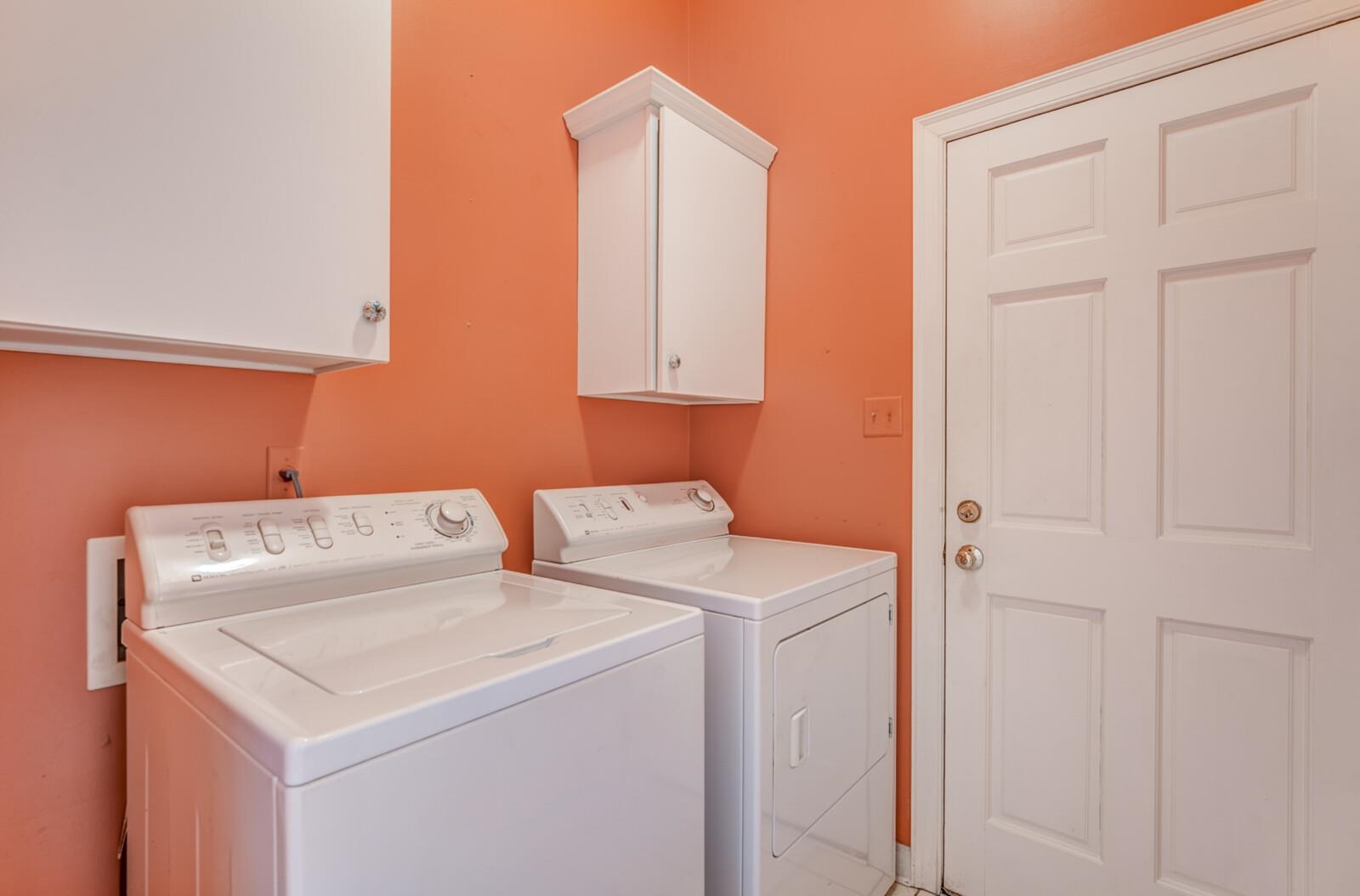 1731 Constable Ct Property Photo 9