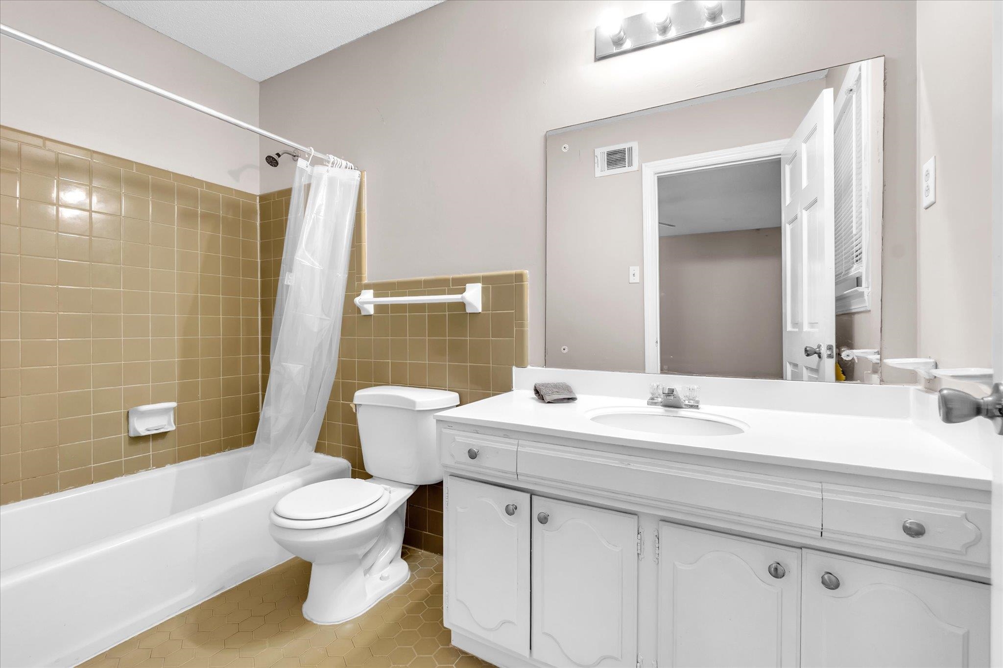 5393 Banbury Ave Property Photo 20