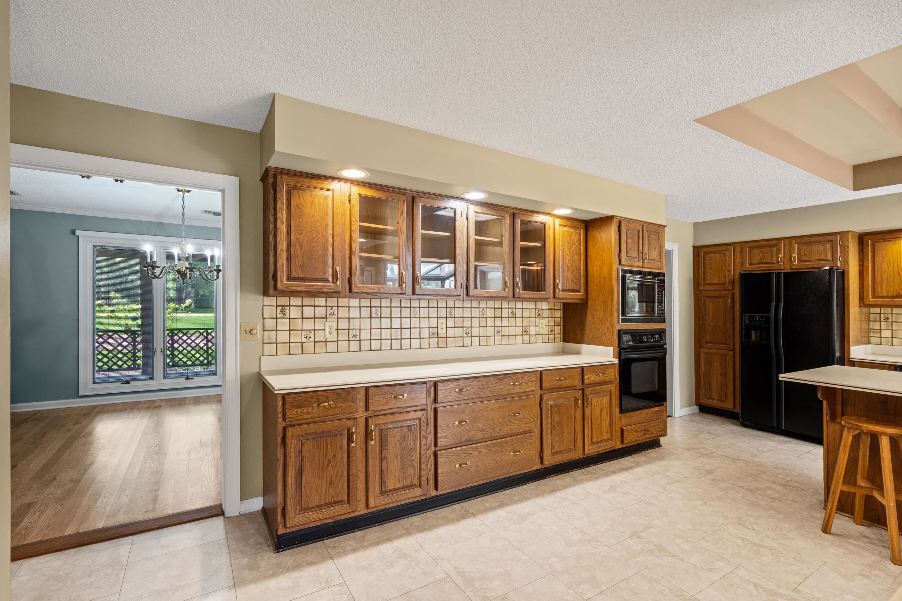 9221 Hillman Way Dr Property Photo 12