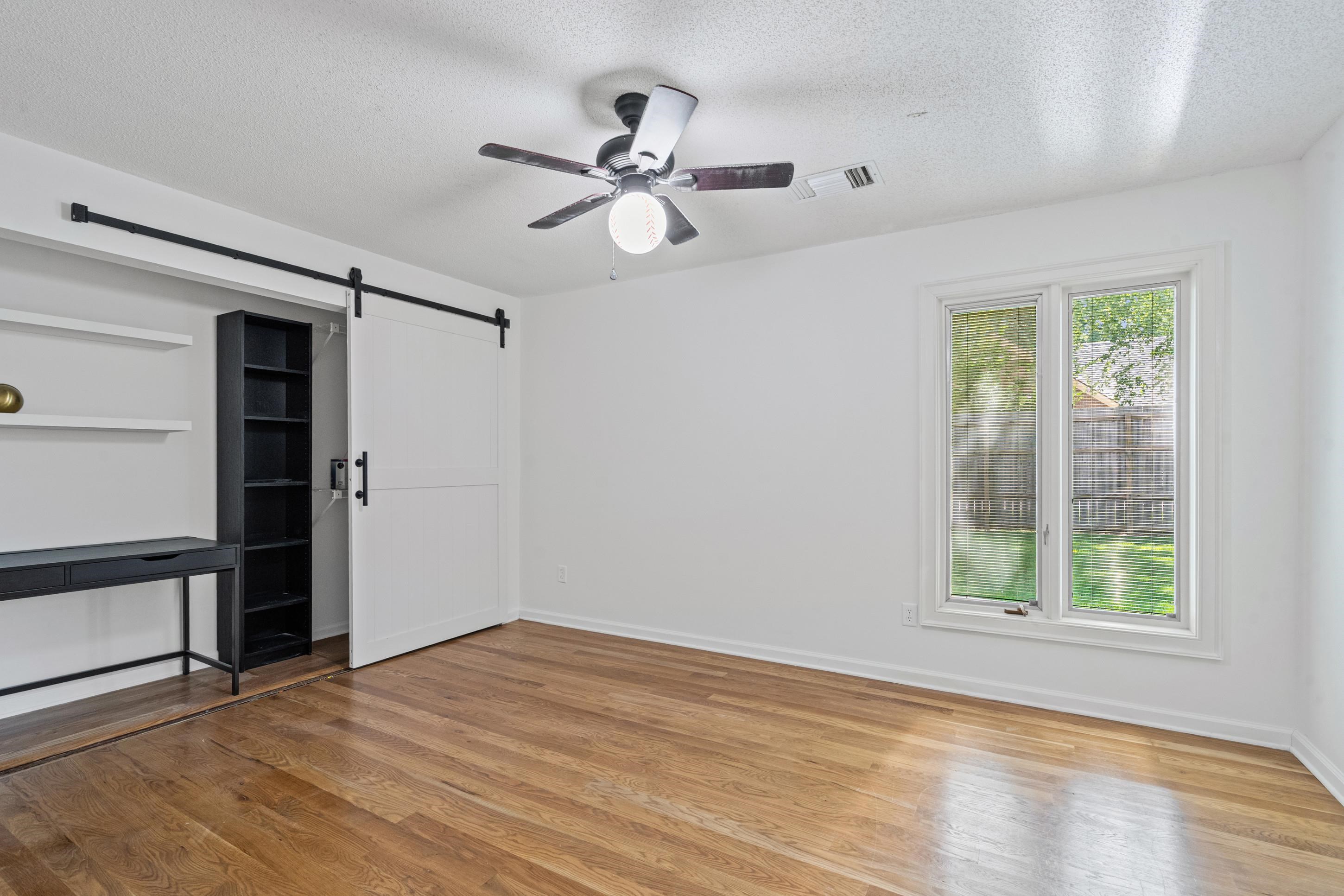 9221 Hillman Way Dr Property Photo 23