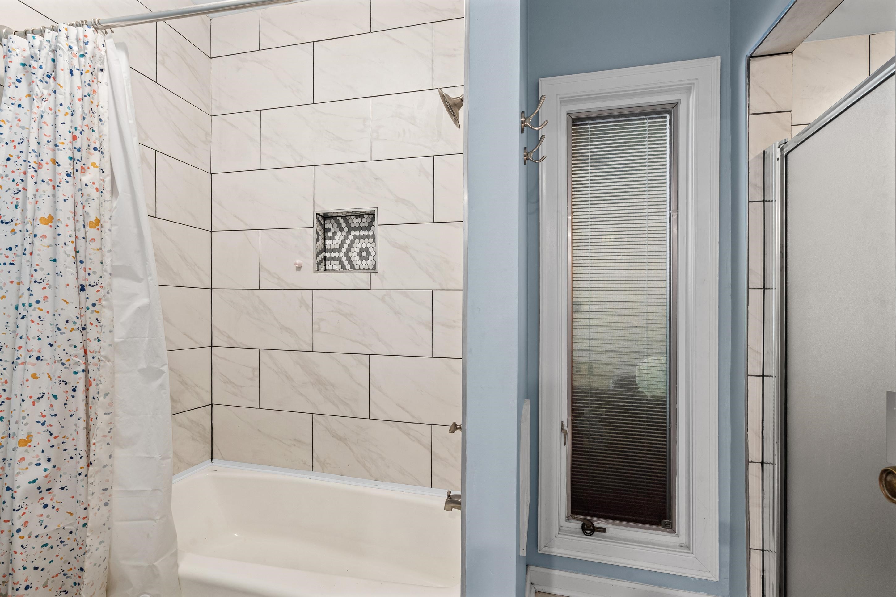 9221 Hillman Way Dr Property Photo 28