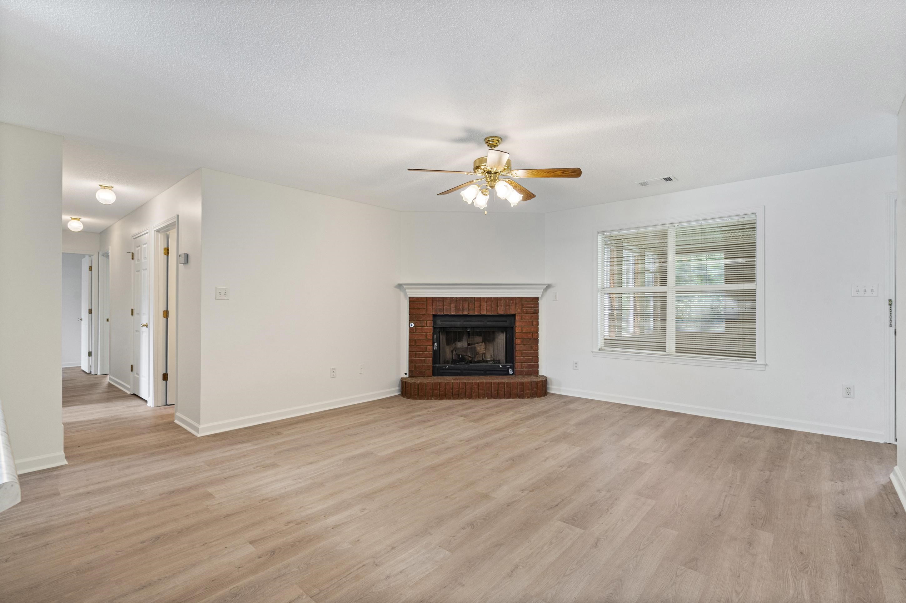 120 Lindsey Marie Ln Property Photo 5